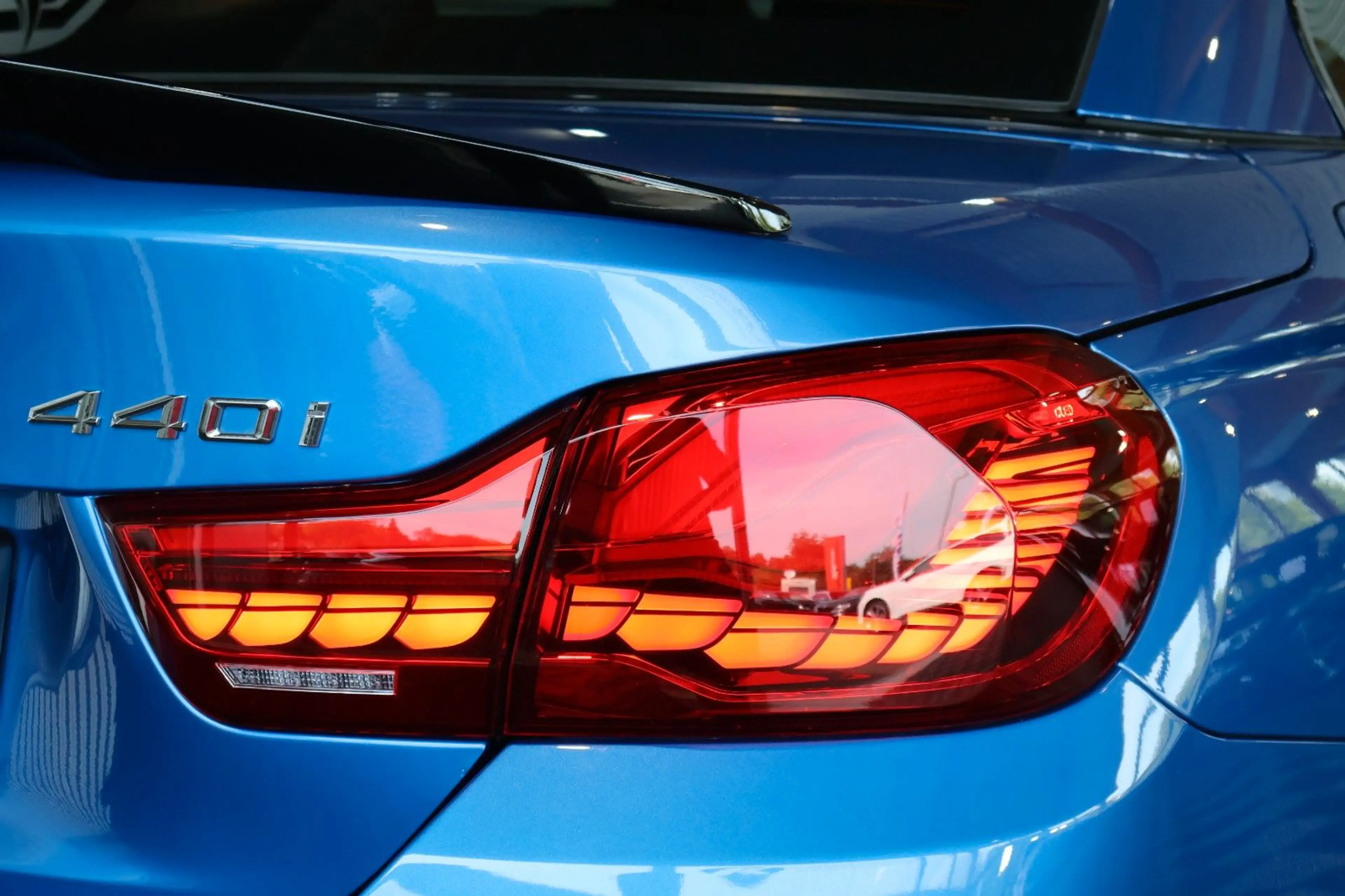 BMW 440 i xDrive Cabrio M-PAKET/H&K/HUD/360°/CARPLAY — photo 9