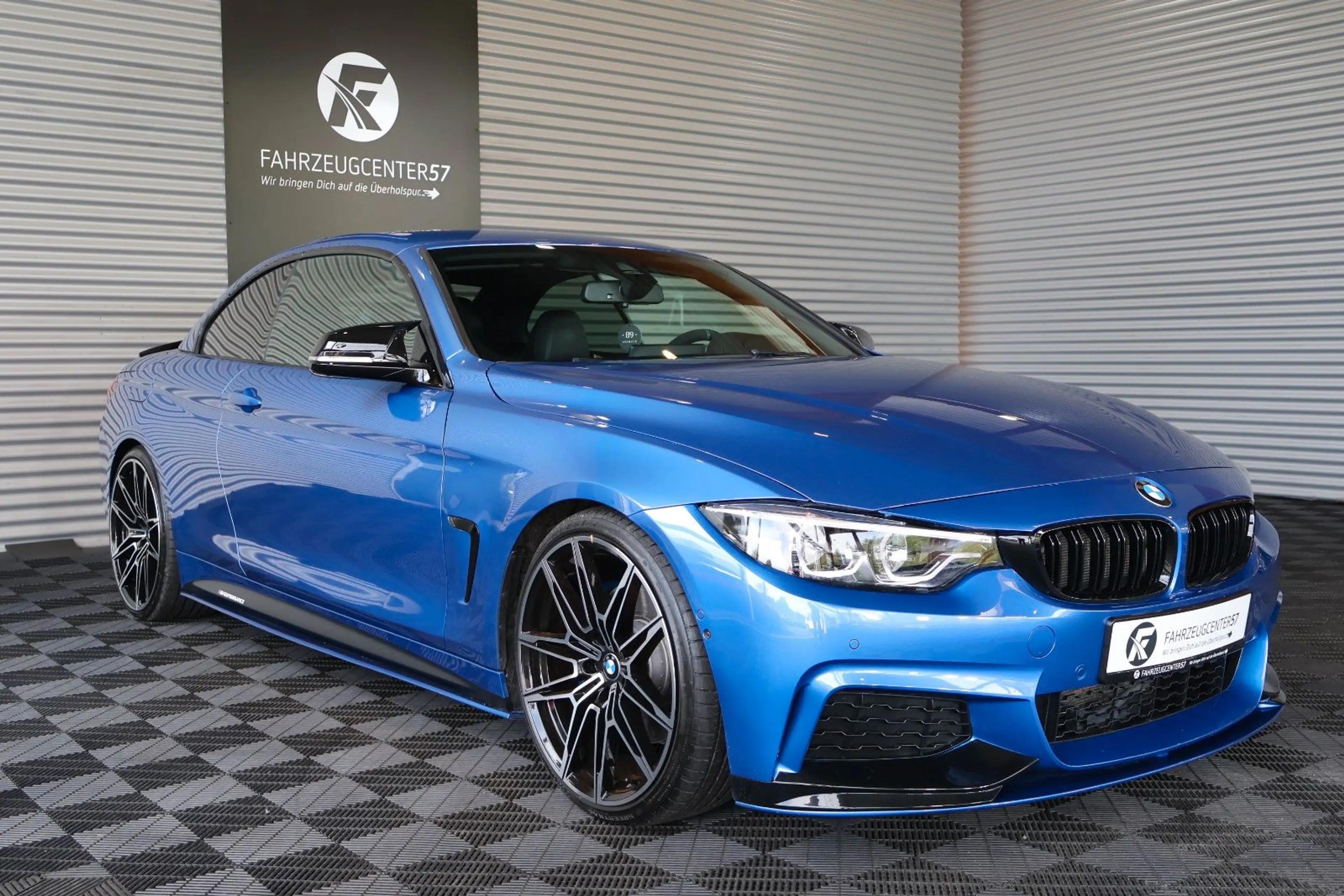 BMW 440 i xDrive Cabrio M-PAKET/H&K/HUD/360°/CARPLAY — photo 6