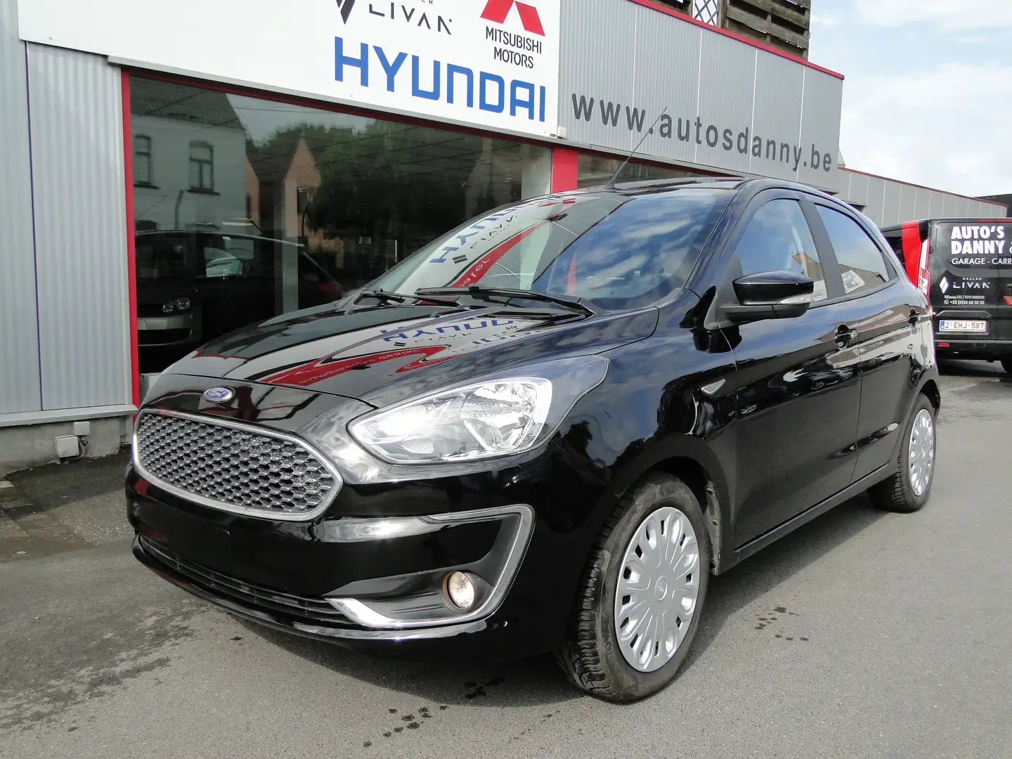 Ford Ka/Ka+ Ka+ 1.2i Essential Zwart - 1