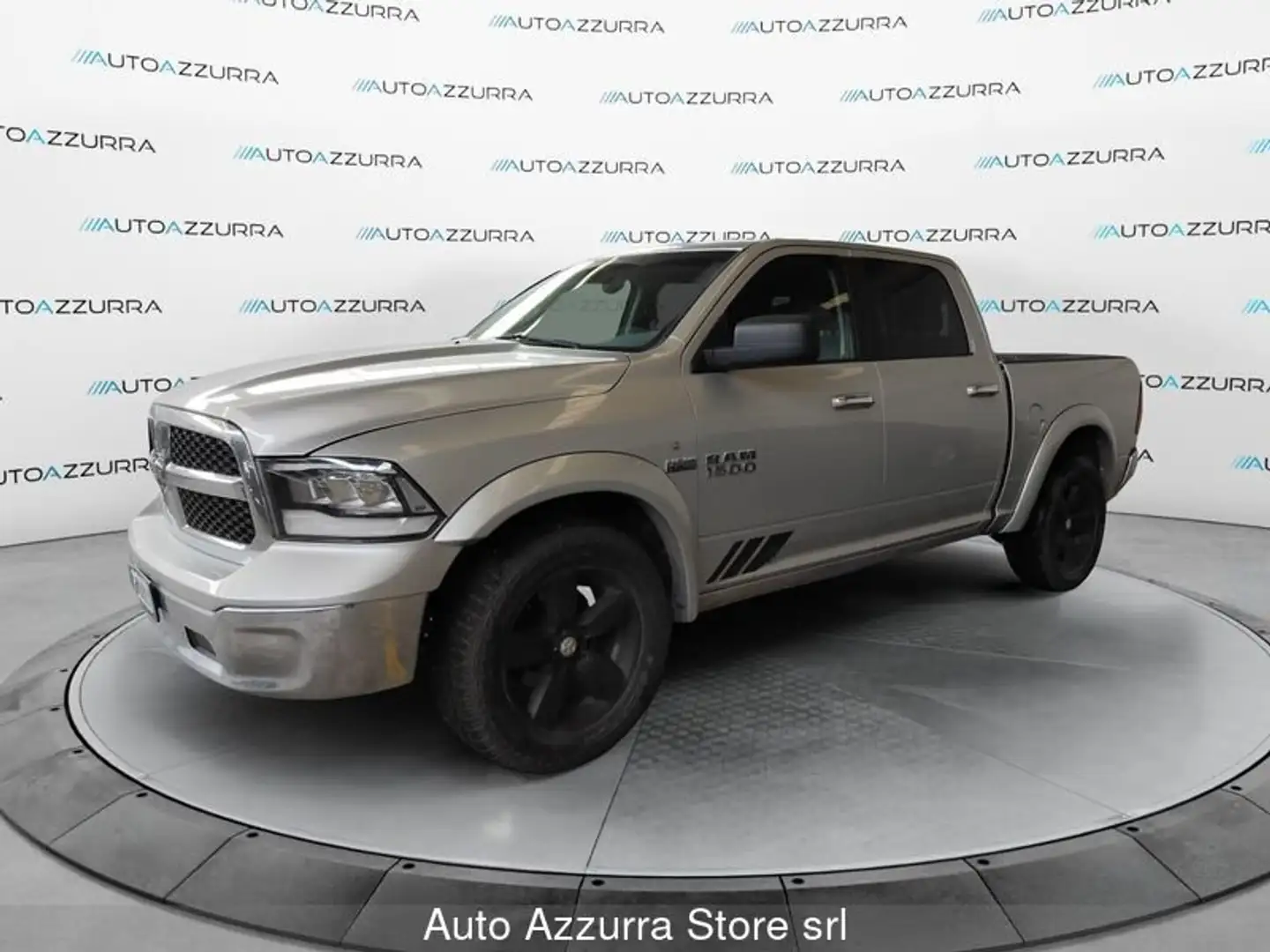 Dodge RAM 1500 Laramie Crew Cab 395cv 5.7 V8 HEMI Argent - 1