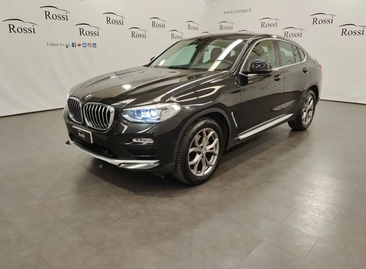 BMW X4 xdrive20i xLine auto Zwart - 2