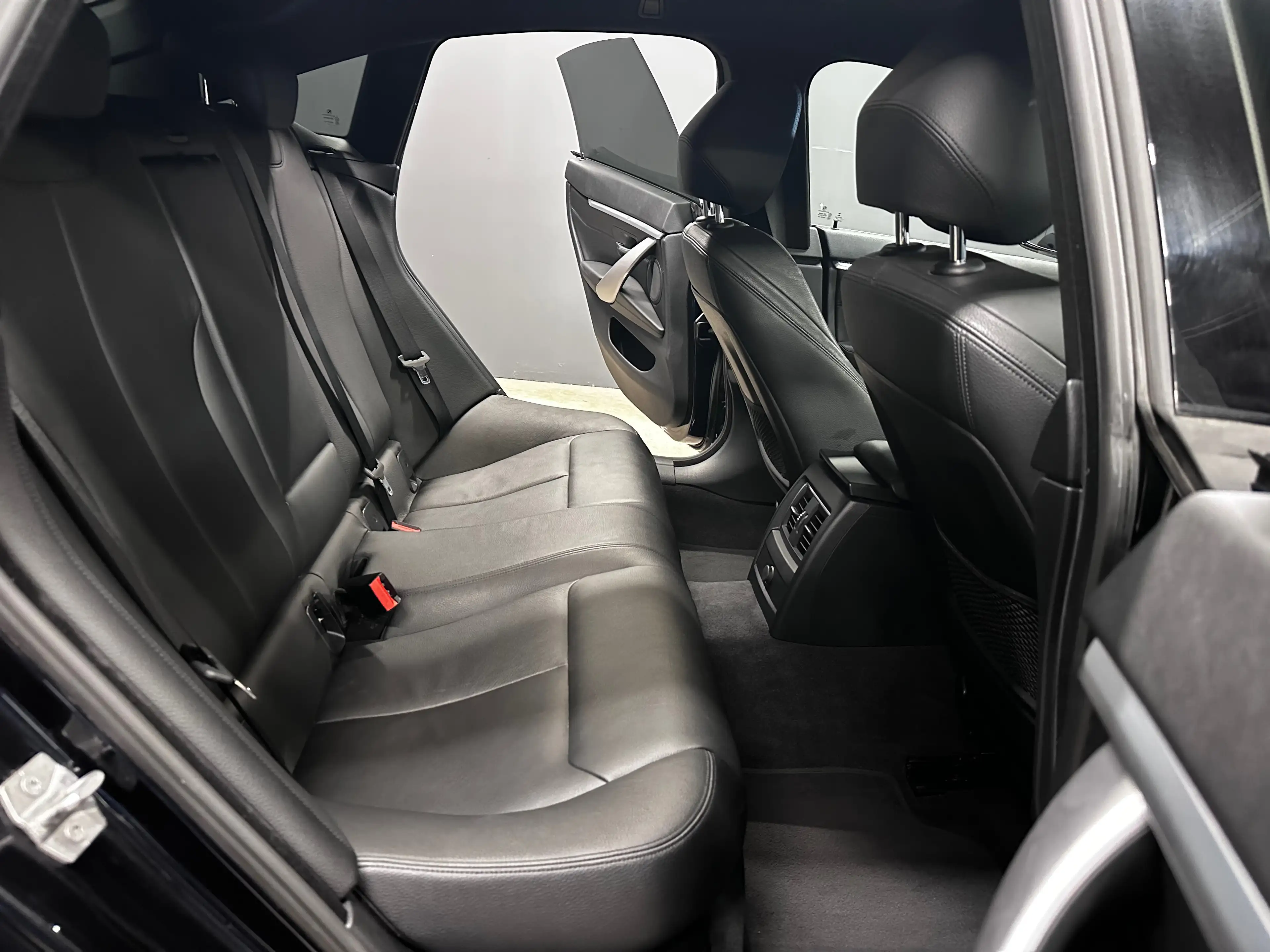 BMW 418 Gran Coupé 418 Pack M — photo 9