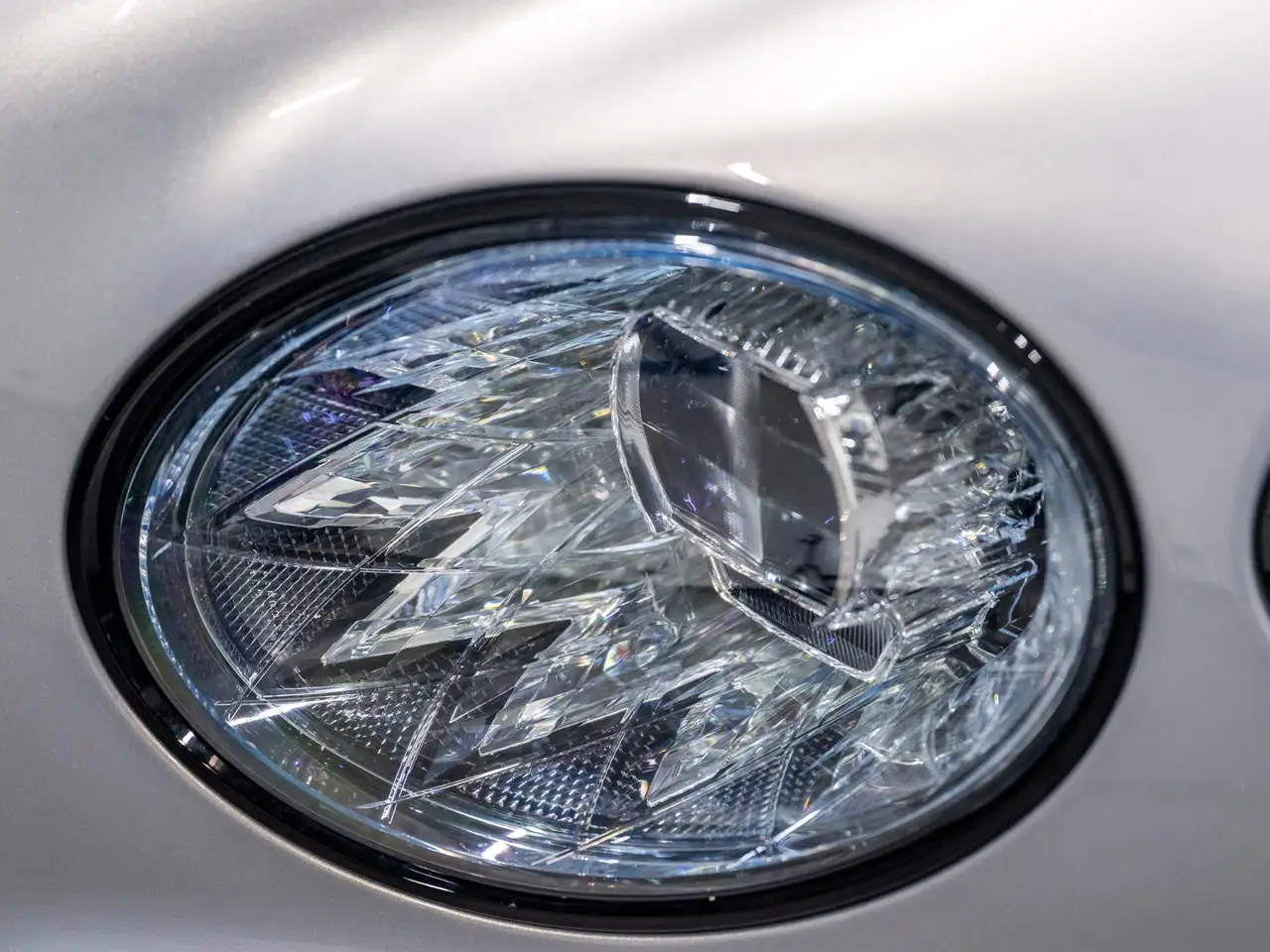 Bentley Bentayga 2021 — фото 13