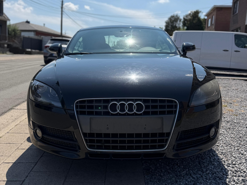 Audi TT TT Coupé 1.8 TFSI S line 1er main — photo 3