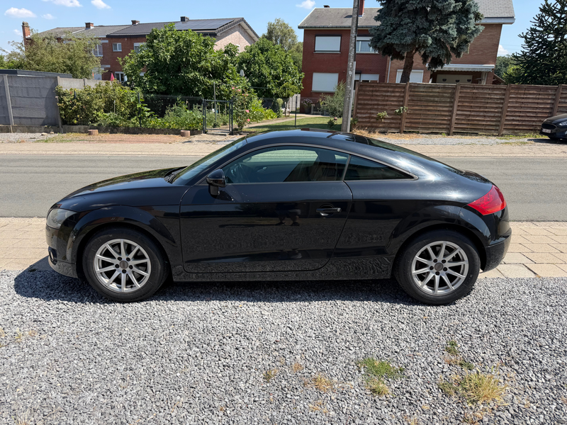 Audi TT TT Coupé 1.8 TFSI S line 1er main — photo 8
