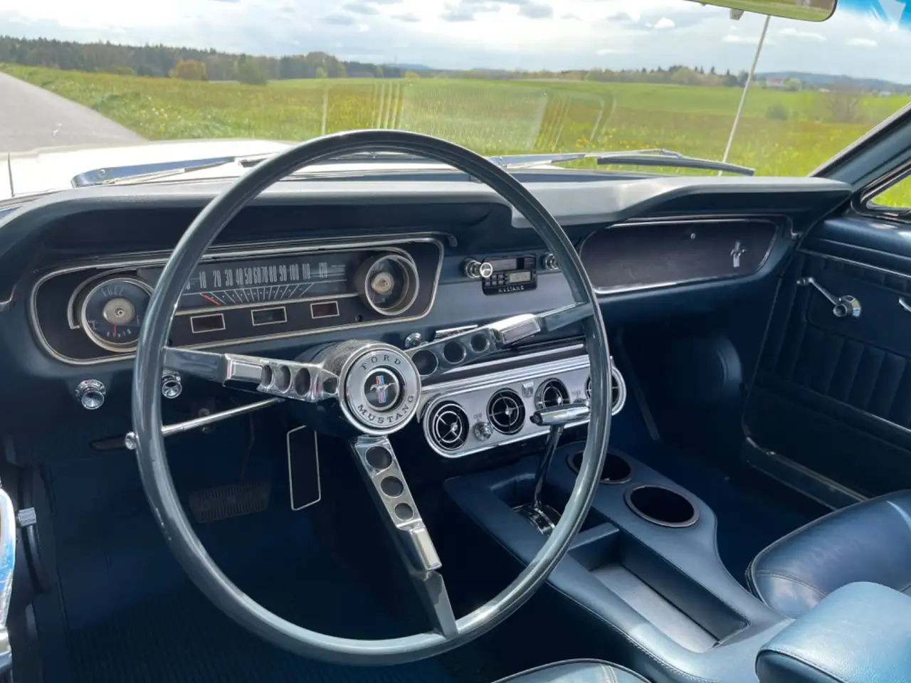 Ford Mustang Top Auto,top Ausgestattet,viele Extras, foto 11