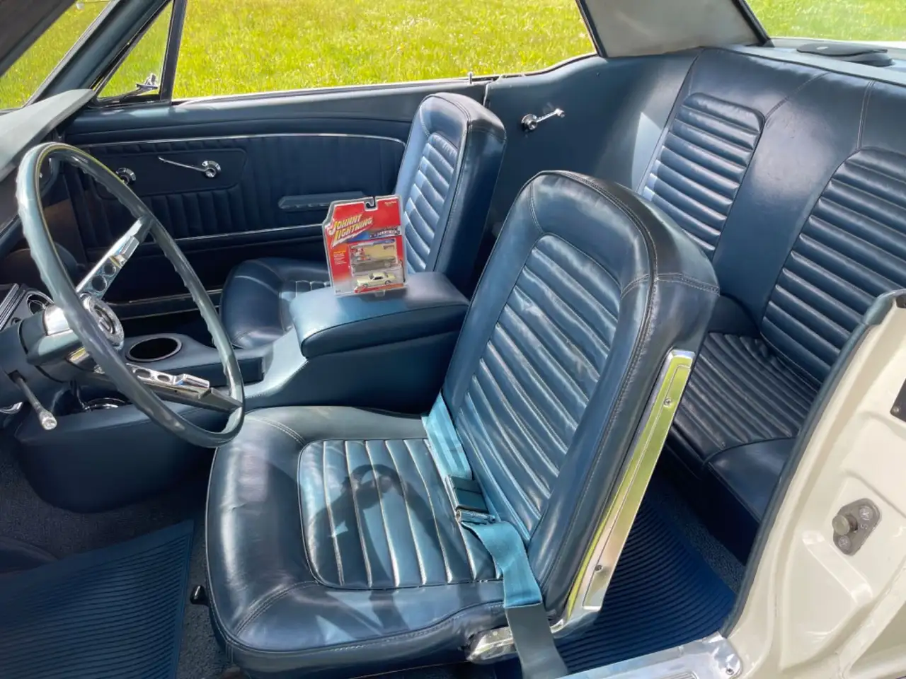 Ford Mustang Top Auto,top Ausgestattet,viele Extras, foto 10