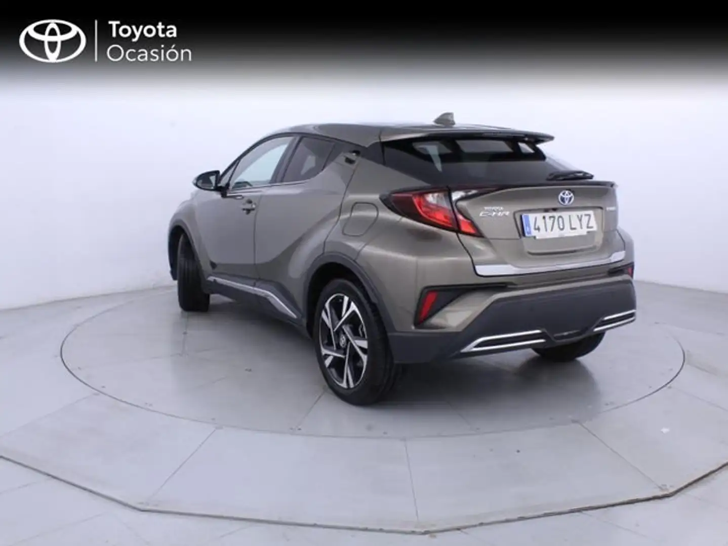 Toyota C-HR 180H Advance Marrón - 2