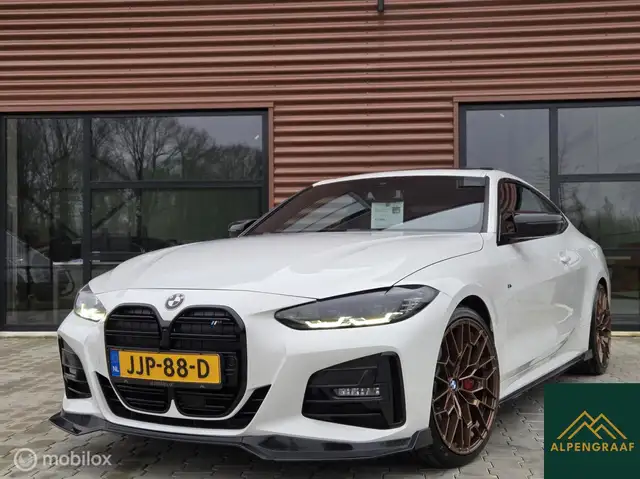 BMW 420 4-serie Coupé 420i M-Sport | Schuifdak| Leer | Sfe