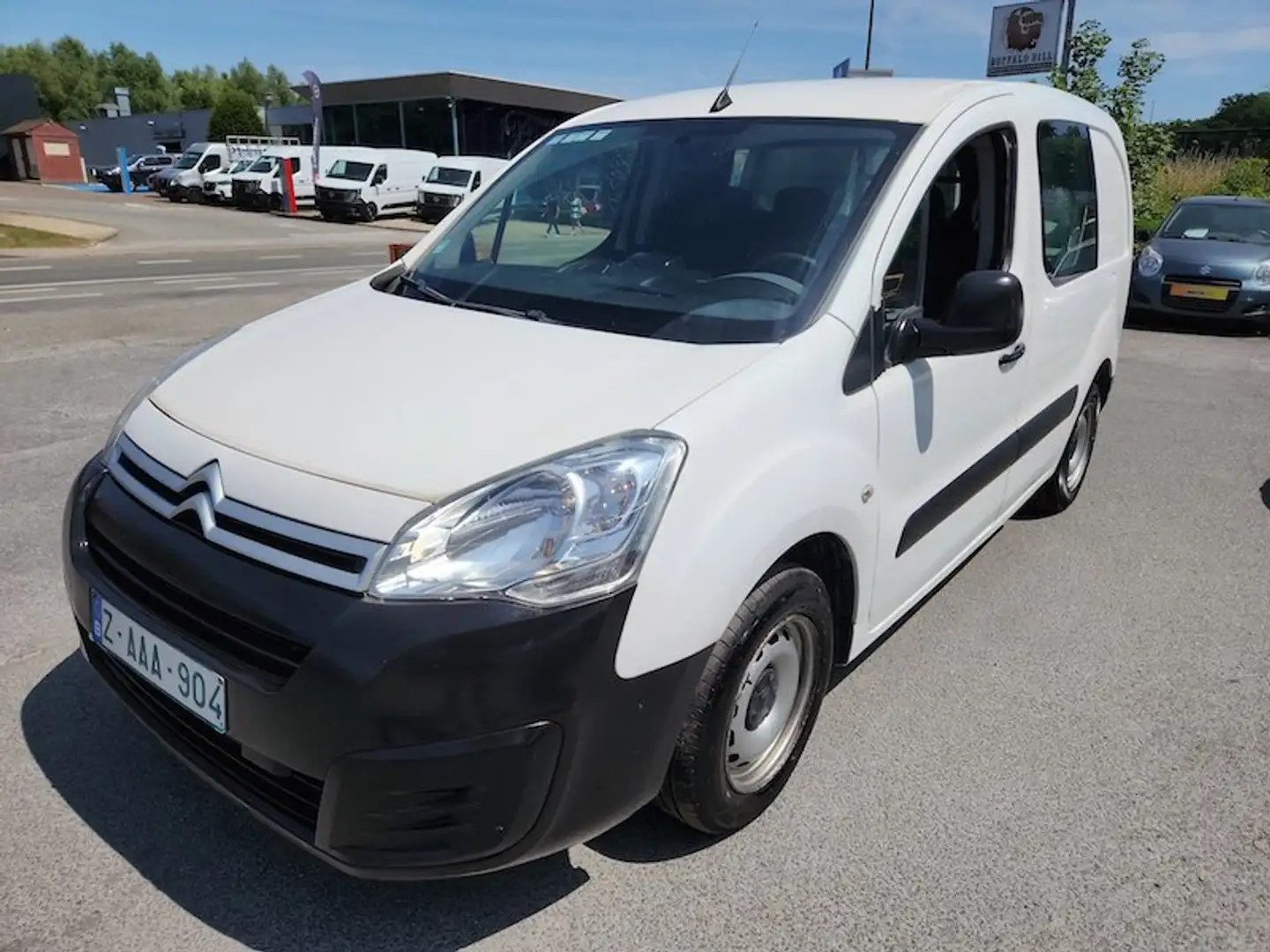 Citroen Berlingo utilitaire 16 hdi Blanc - 1