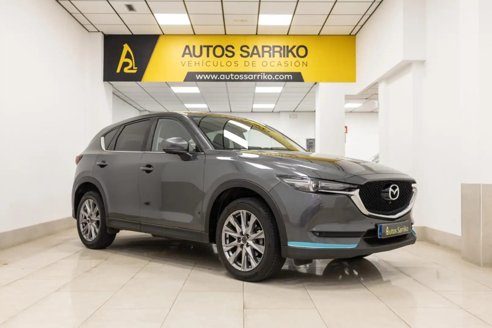 Mazda CX-5 2.2 Skyactiv-D Zenith 2WD Aut. 110kW Gris - 2