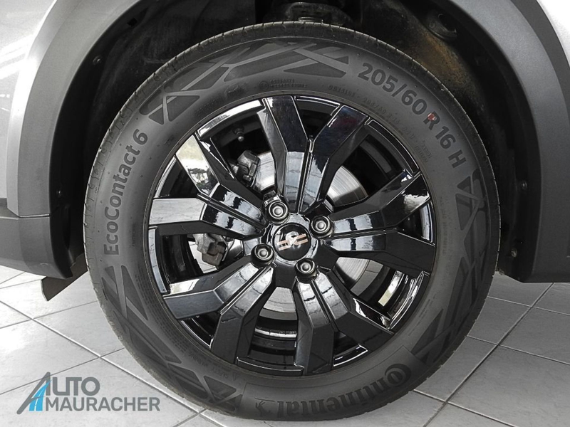 Dacia Jogger 1.6 E-TECH Hybrid 140 Extreme — photo 7
