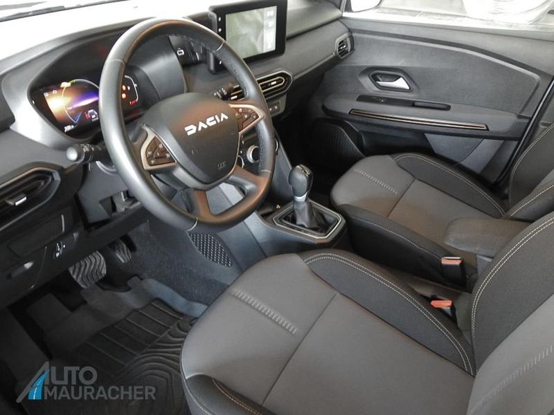 Dacia Jogger 1.6 E-TECH Hybrid 140 Extreme — photo 8