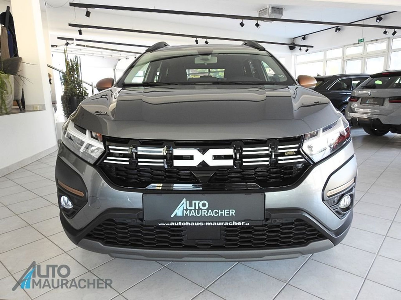 Dacia Jogger 1.6 E-TECH Hybrid 140 Extreme — photo 3