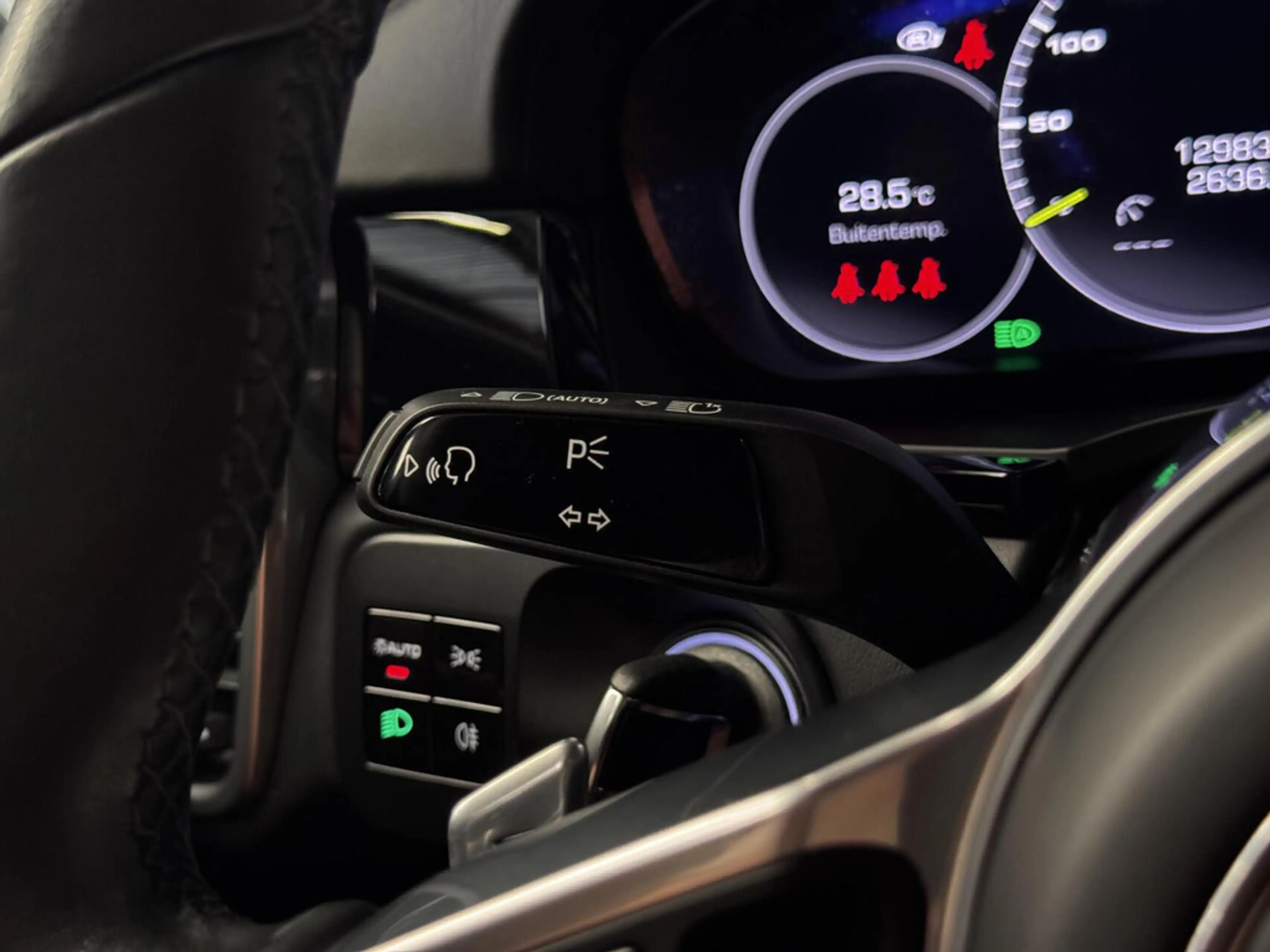 Porsche Cayenne 3.0 E-Hybrid | Panorama | Bose | Luchtvering | Spo — photo 45