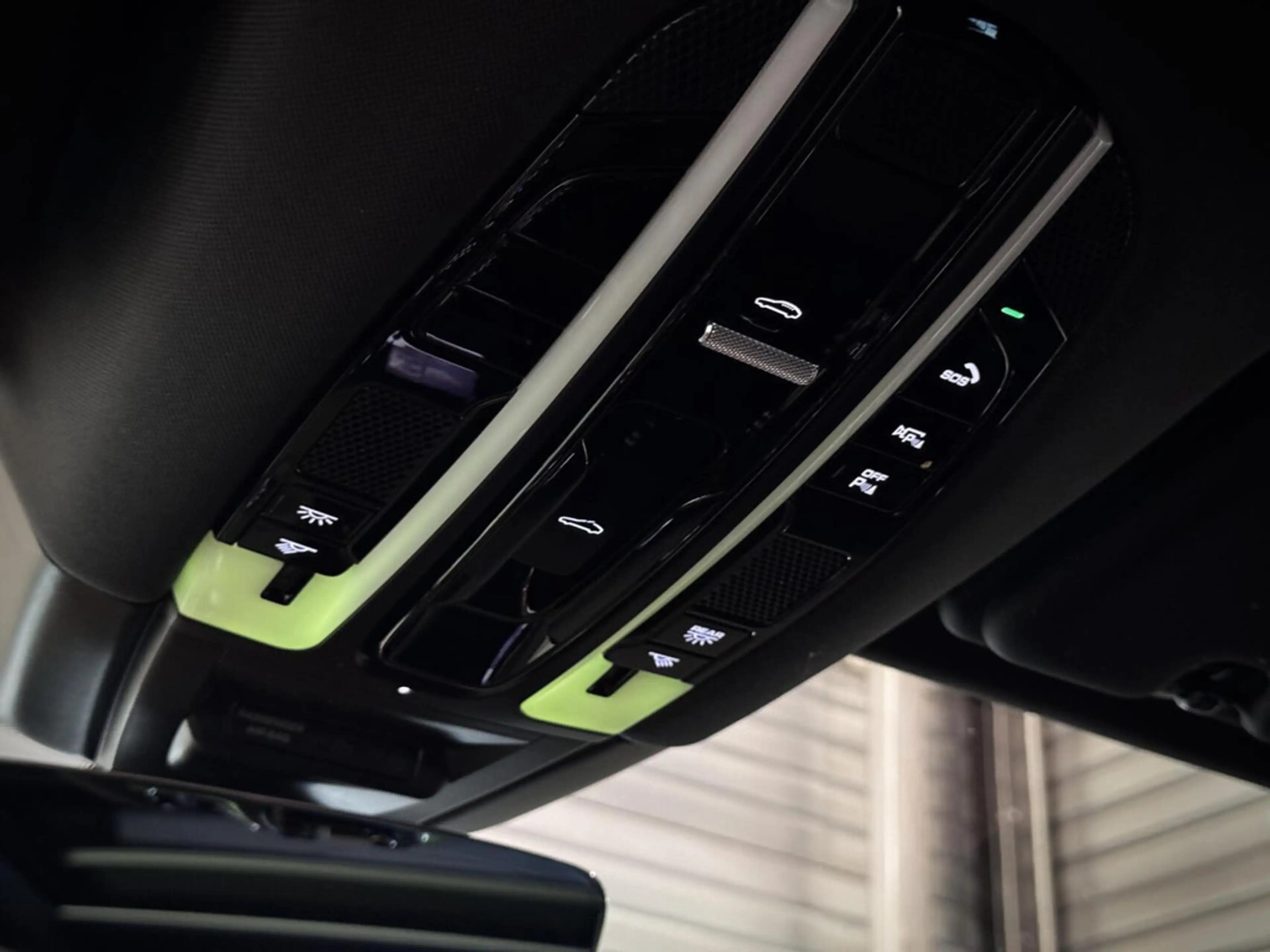 Porsche Cayenne 3.0 E-Hybrid | Panorama | Bose | Luchtvering | Spo — photo 50