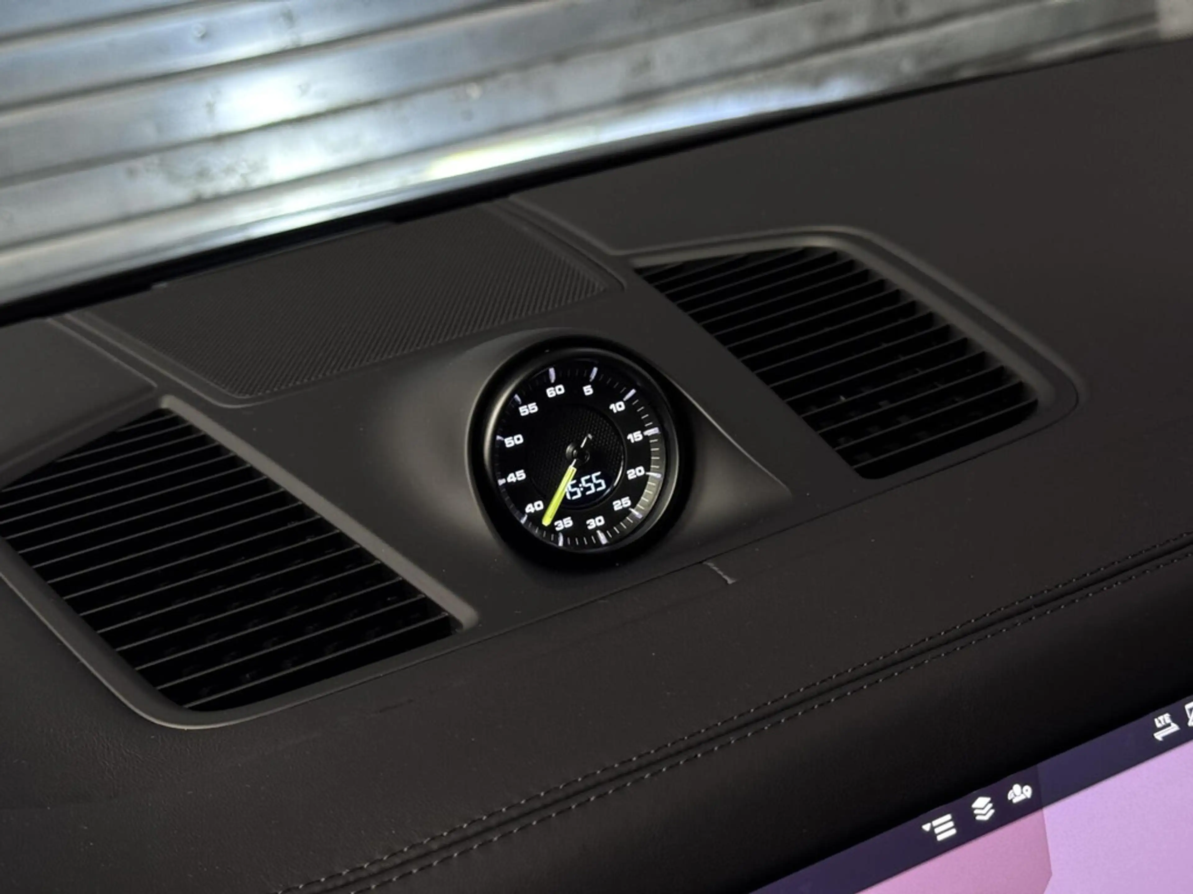 Porsche Cayenne 3.0 E-Hybrid | Panorama | Bose | Luchtvering | Spo — photo 28