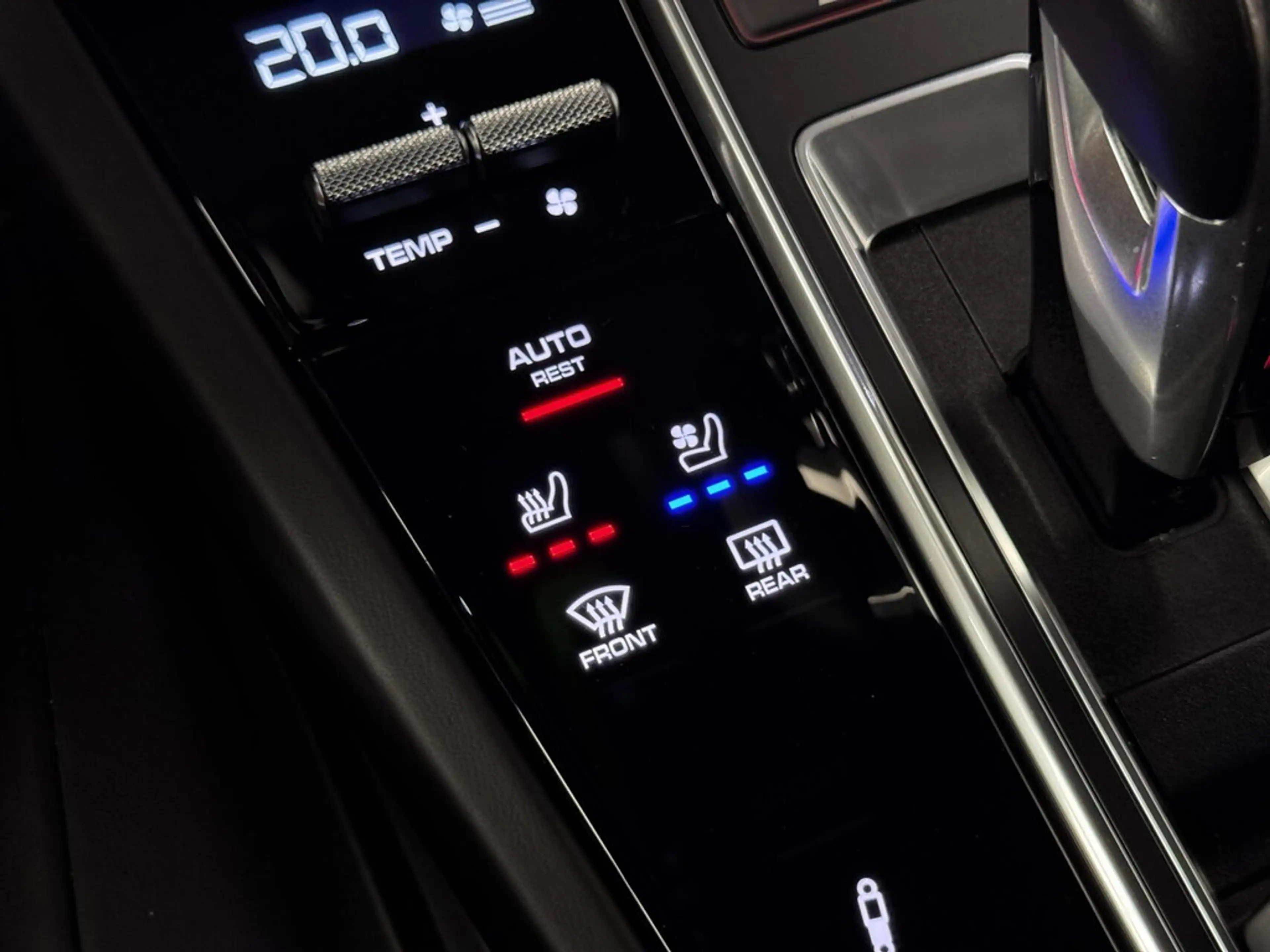 Porsche Cayenne 3.0 E-Hybrid | Panorama | Bose | Luchtvering | Spo — photo 36