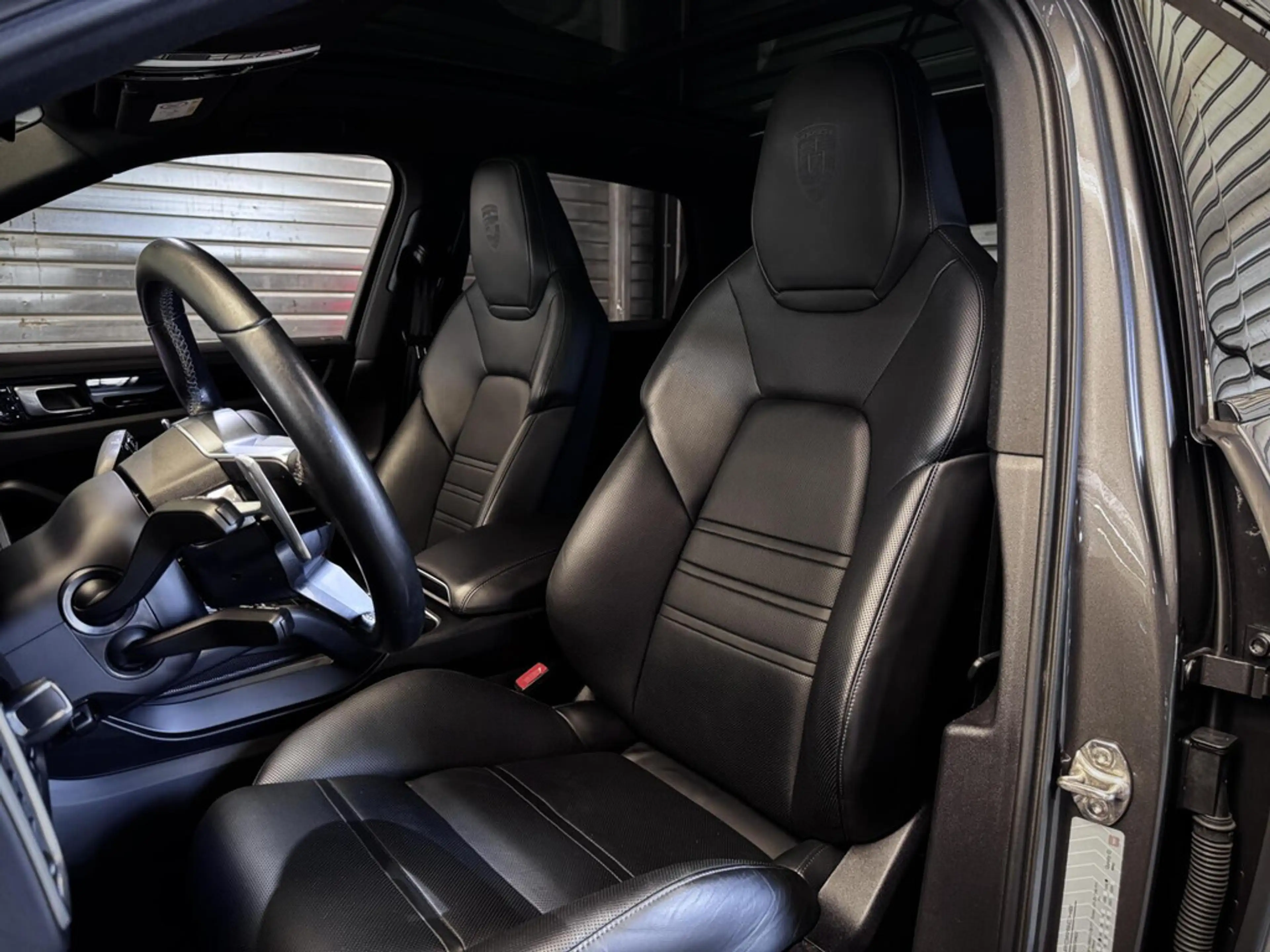 Porsche Cayenne 3.0 E-Hybrid | Panorama | Bose | Luchtvering | Spo — photo 6