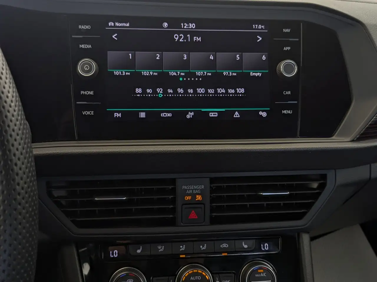 Volkswagen Jetta снимка Volkswagen Jetta
