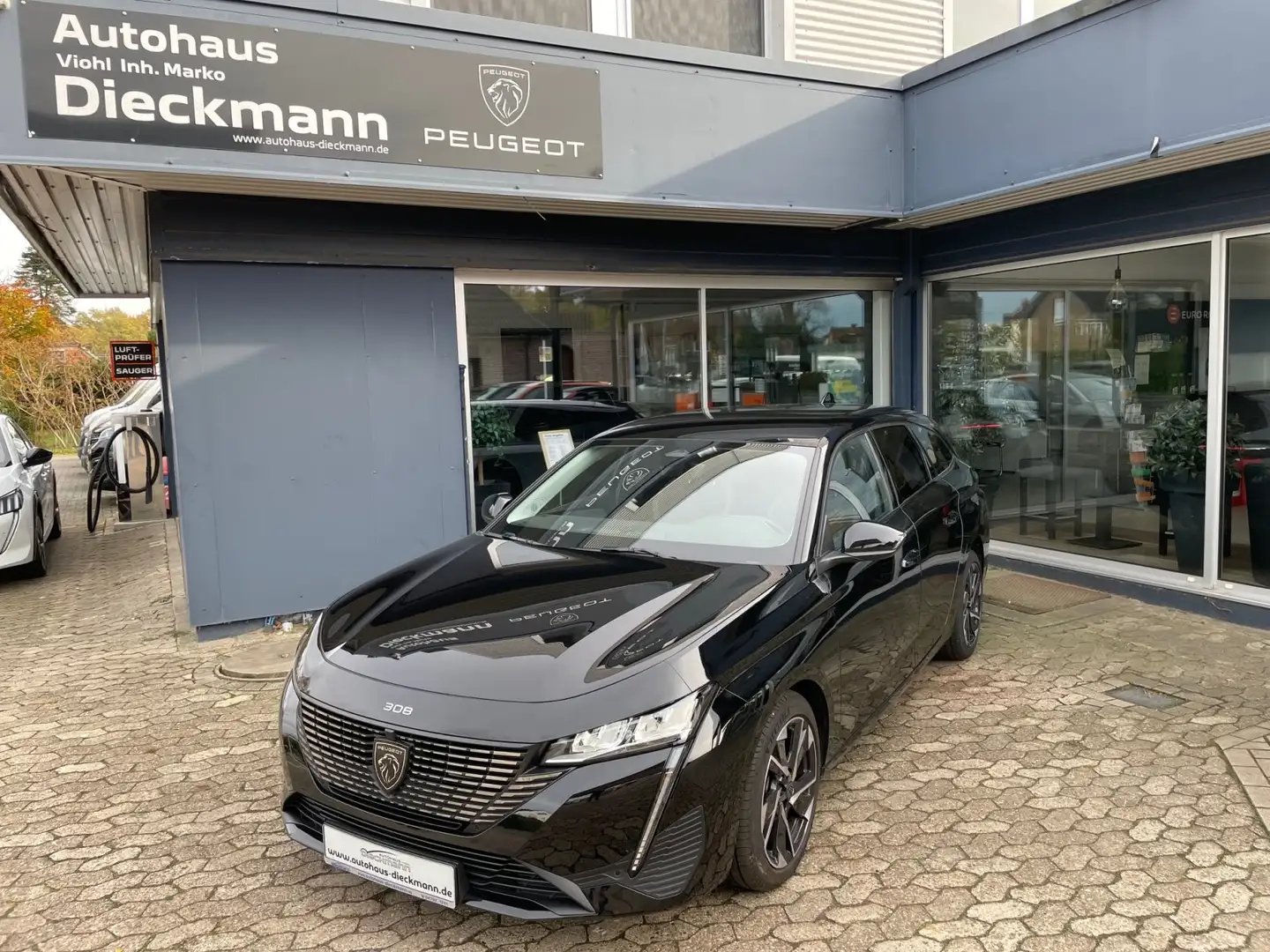 Peugeot 308 SW BlueHDi 130 EAT8 Allure Pack Schwarz - 1