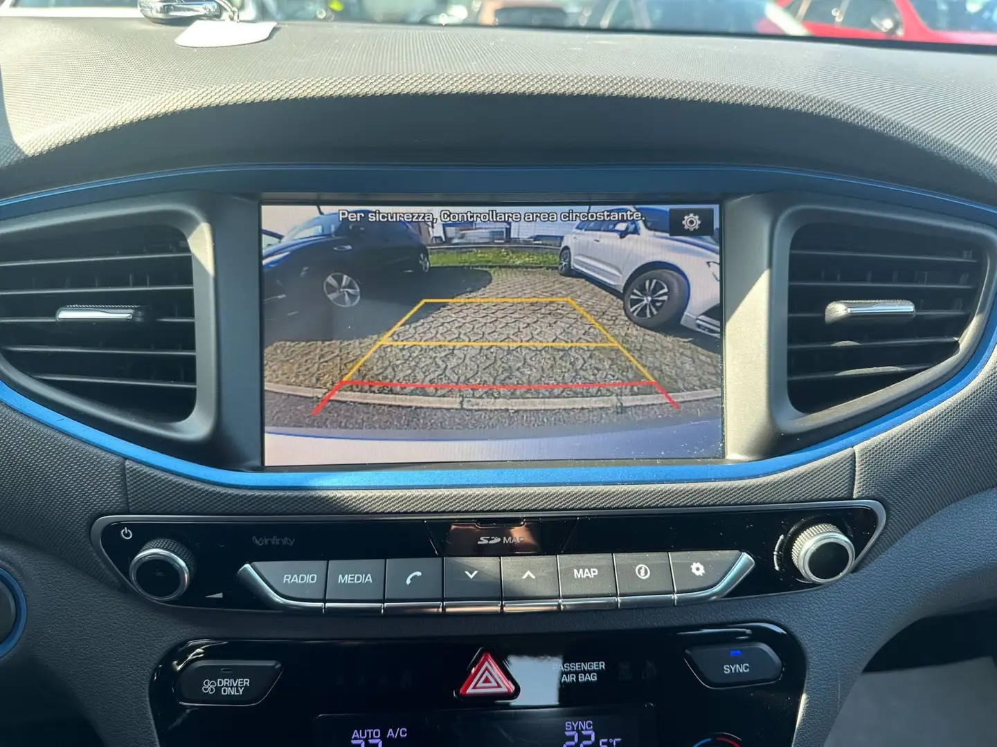 Hyundai IONIQ Ioniq 1.6 hybrid Style 6dct my19 Ezüst - 2