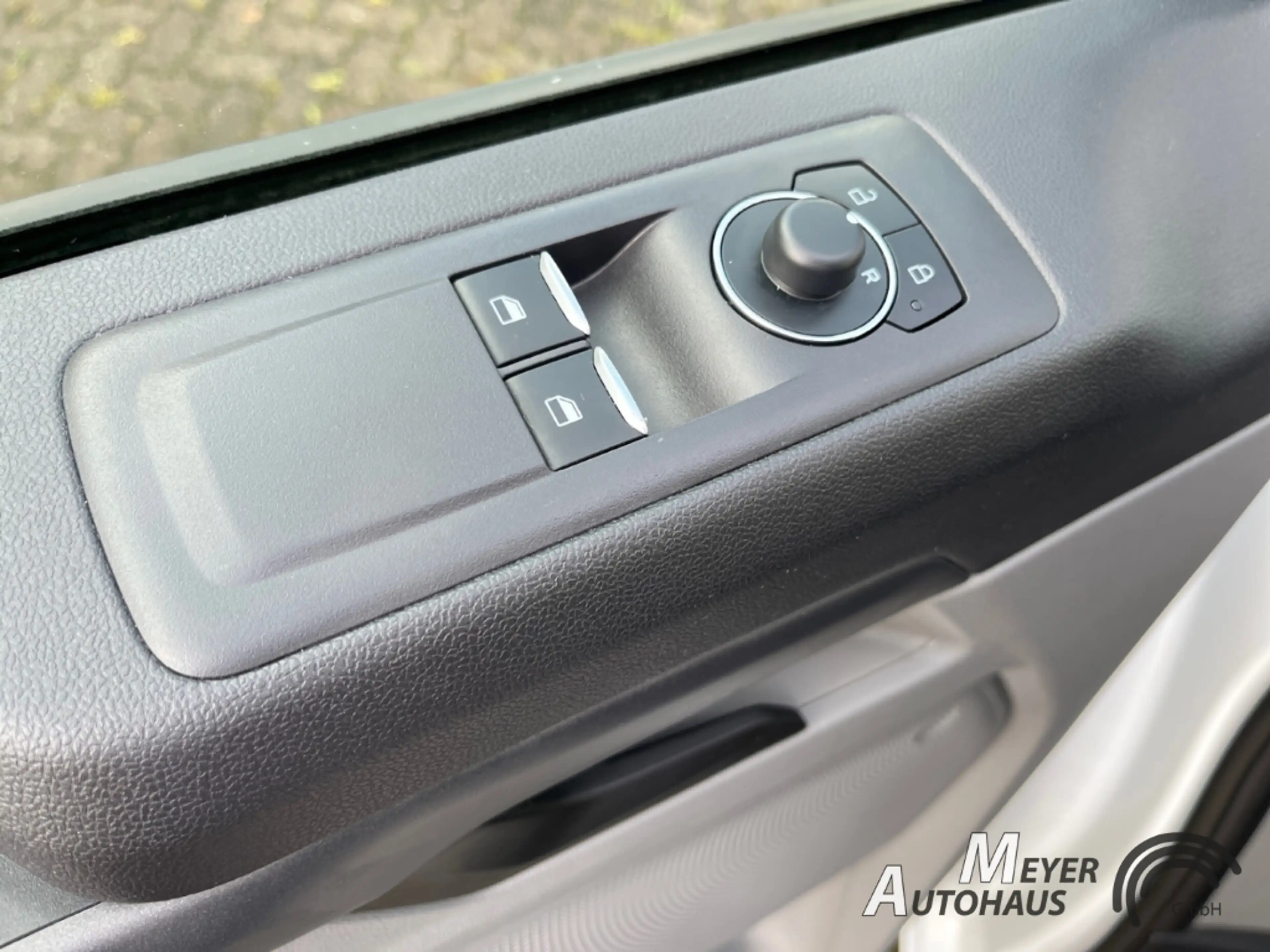 Ford Tourneo Bus 320 L2 Trend+heizb. Frontscheibe+Kollisionswar — photo 7