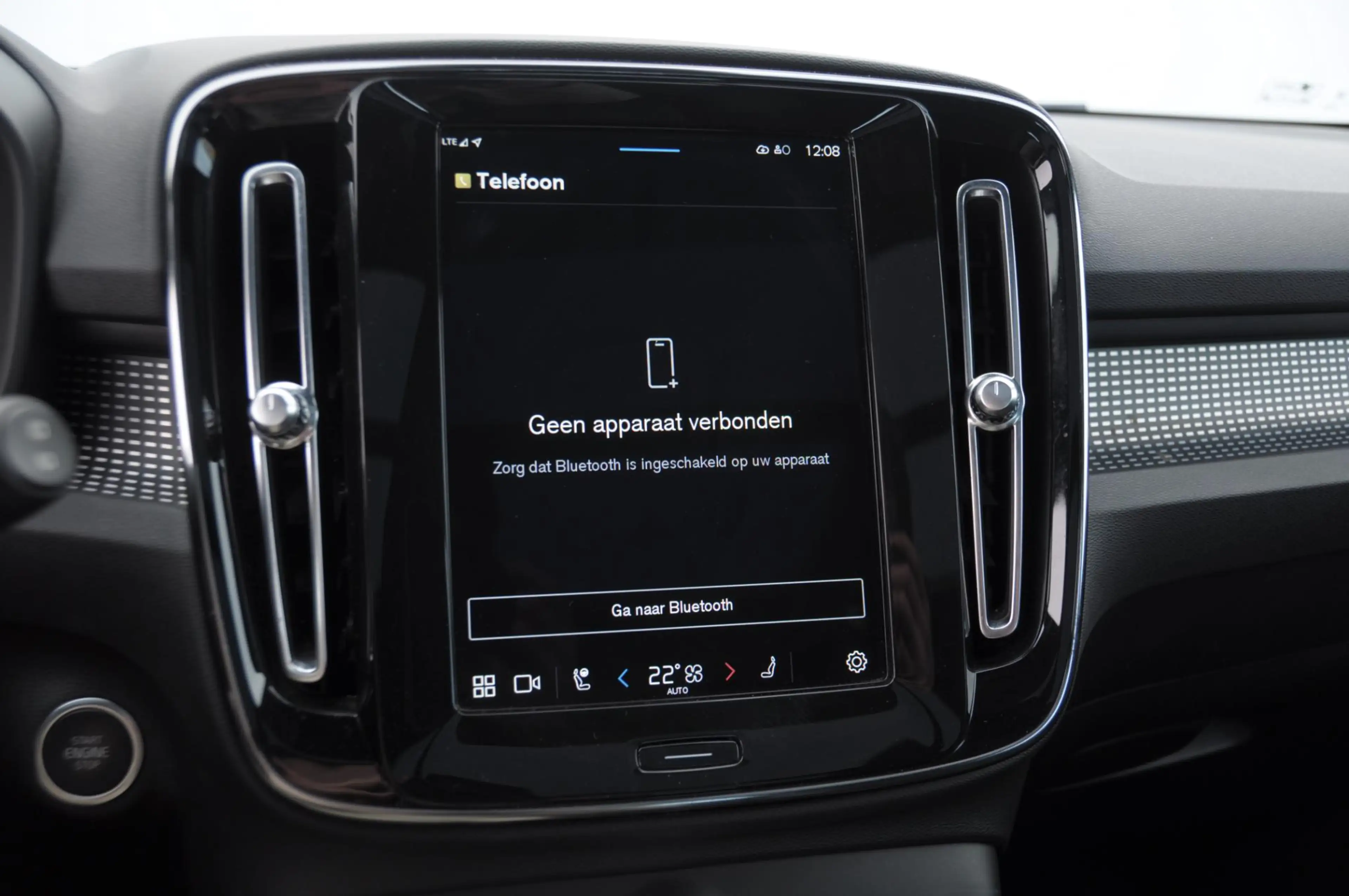 Volvo XC40 B3 177PK Automaat Ultimate Dark / Adaptive cruise — photo 23