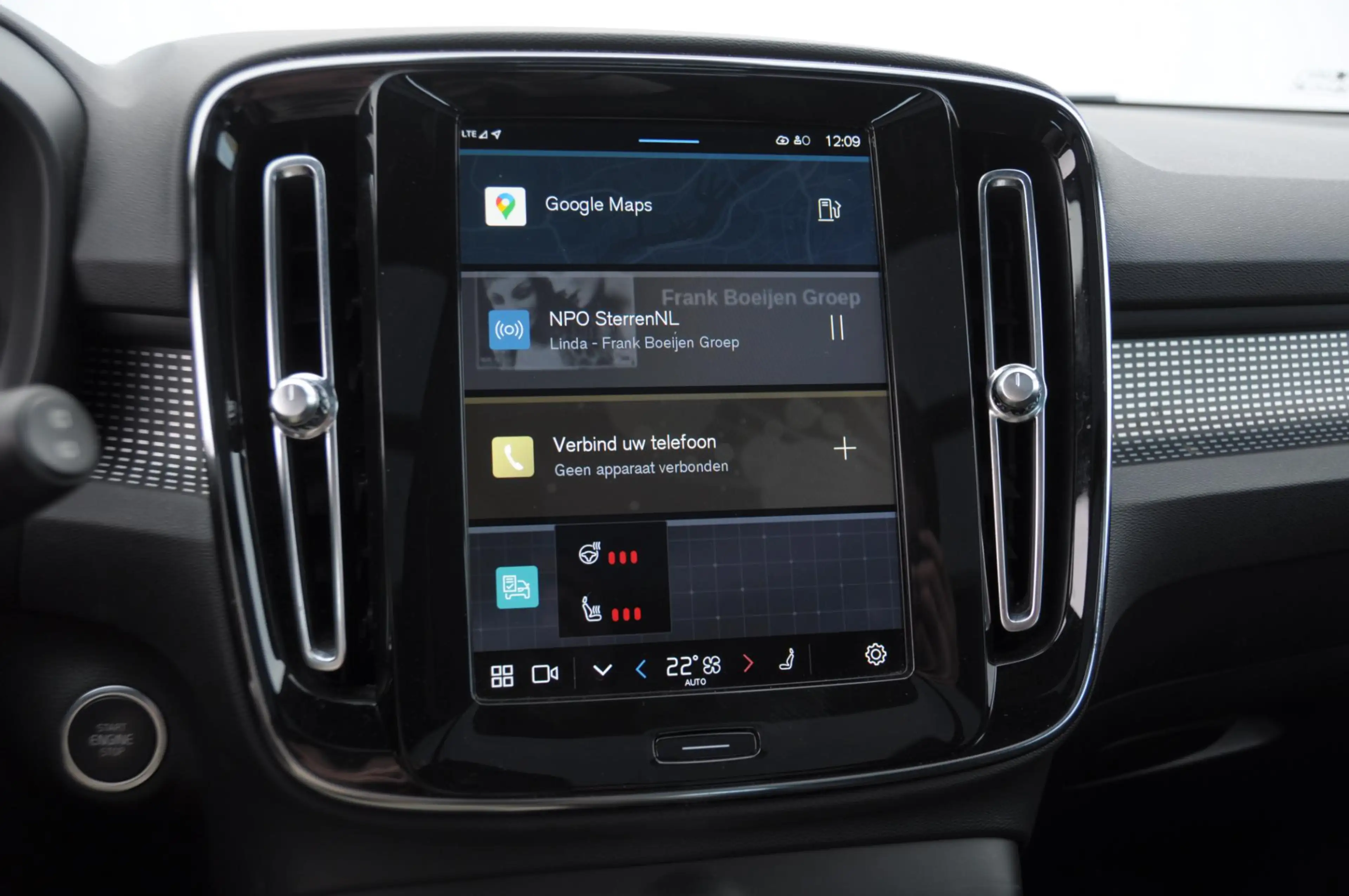 Volvo XC40 B3 177PK Automaat Ultimate Dark / Adaptive cruise — photo 26