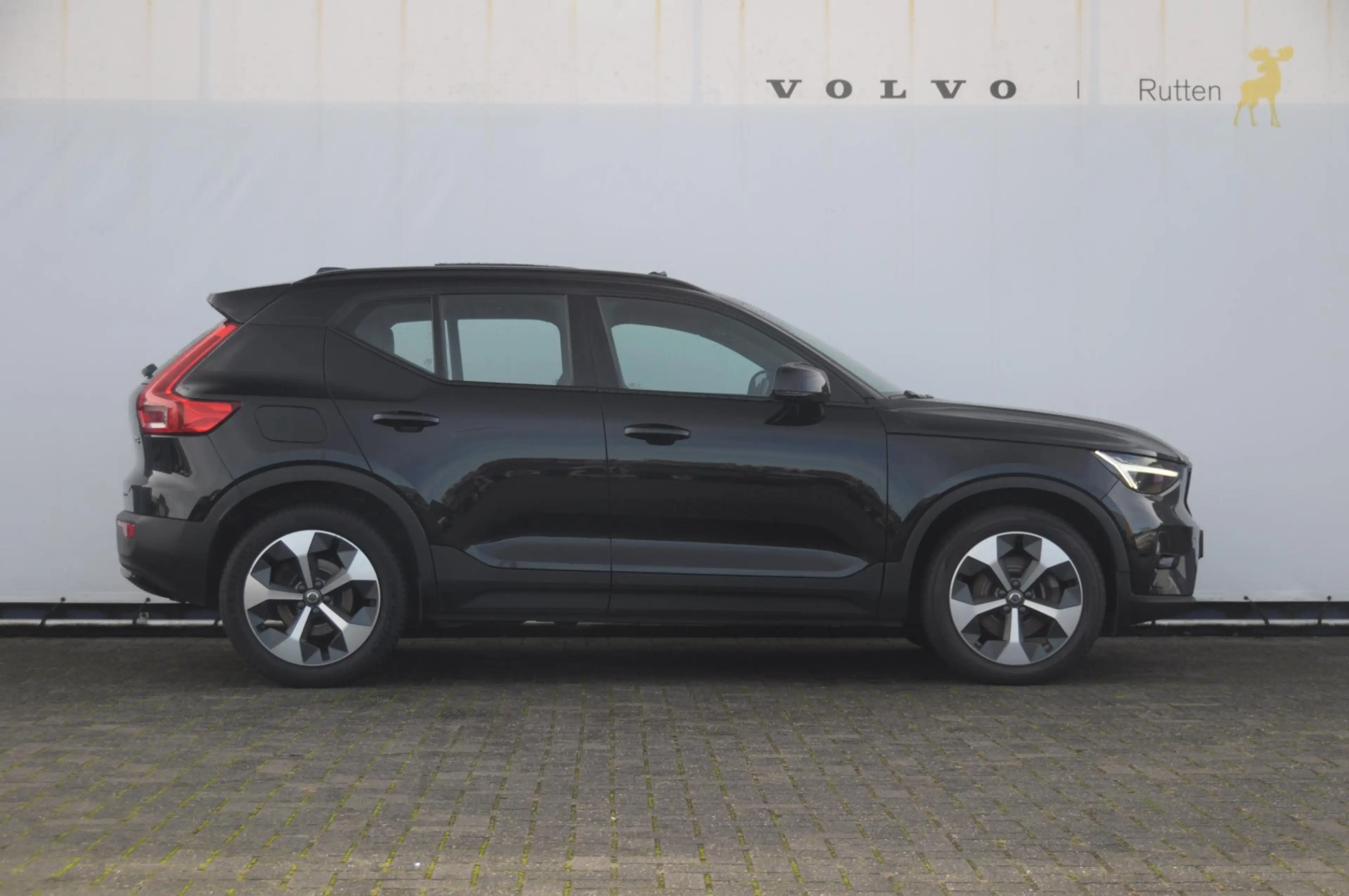 Volvo XC40 B3 177PK Automaat Ultimate Dark / Adaptive cruise — photo 8
