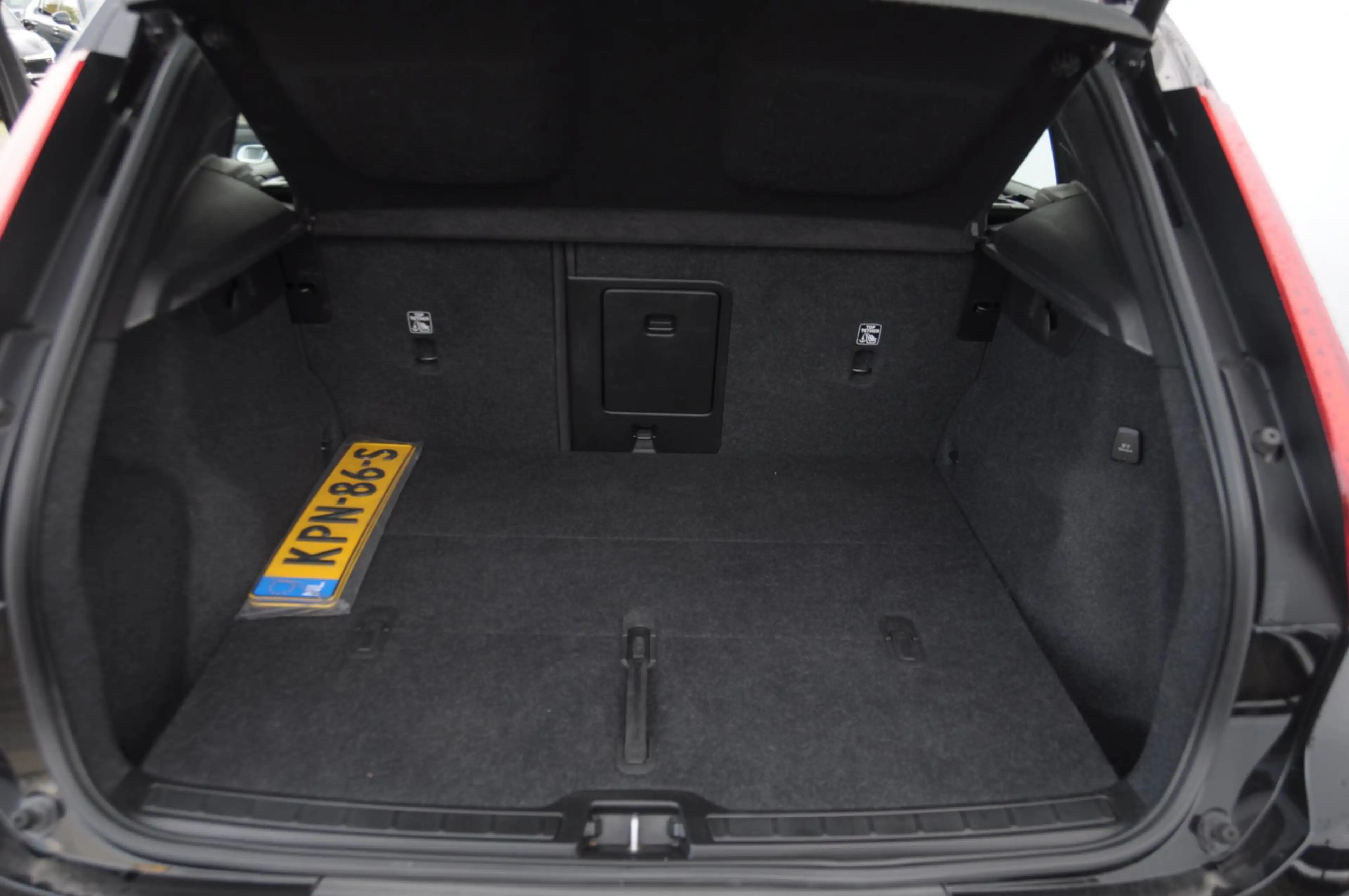 Volvo XC40 B3 177PK Automaat Ultimate Dark / Adaptive cruise — photo 12