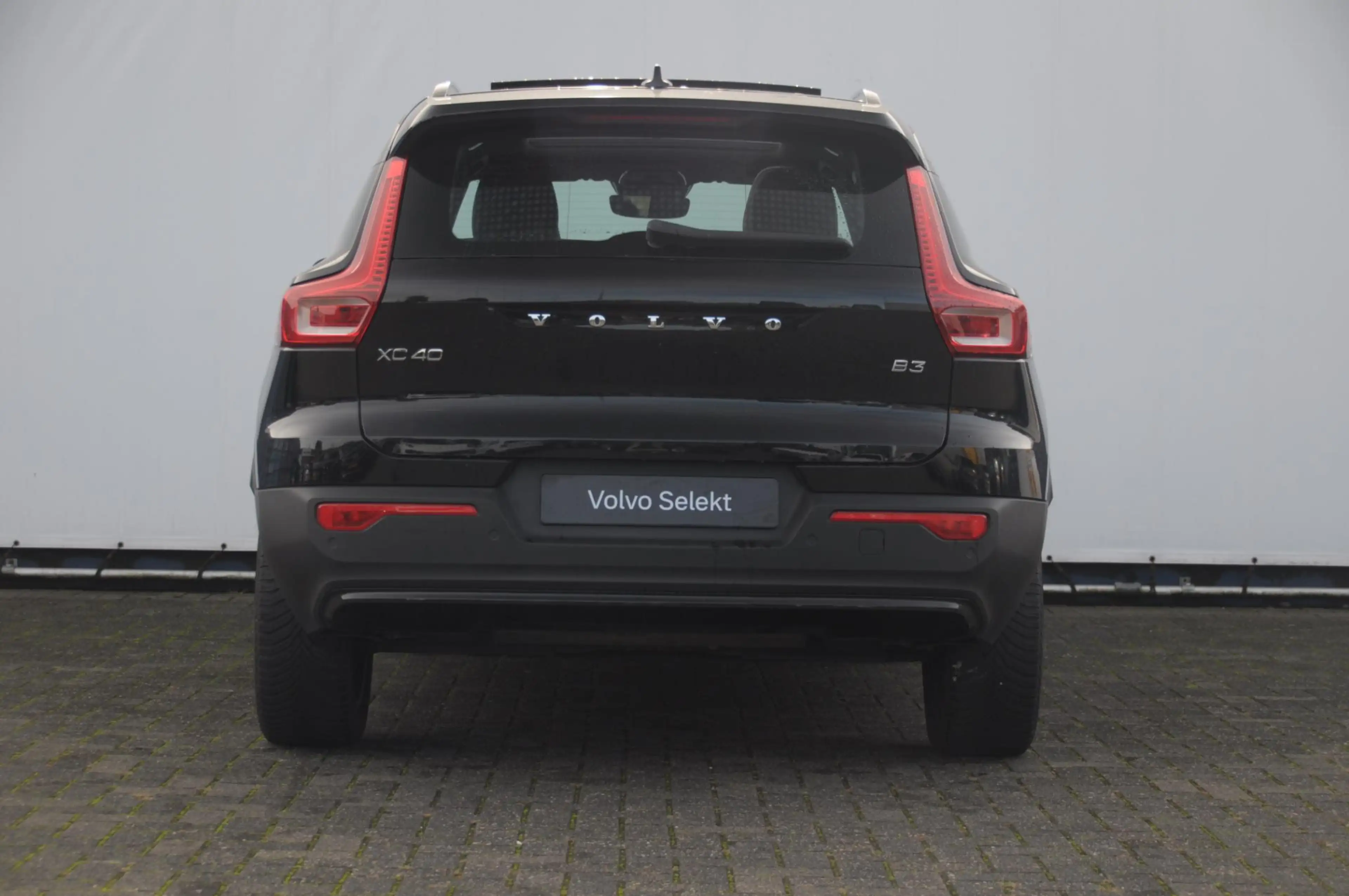 Volvo XC40 B3 177PK Automaat Ultimate Dark / Adaptive cruise — photo 6