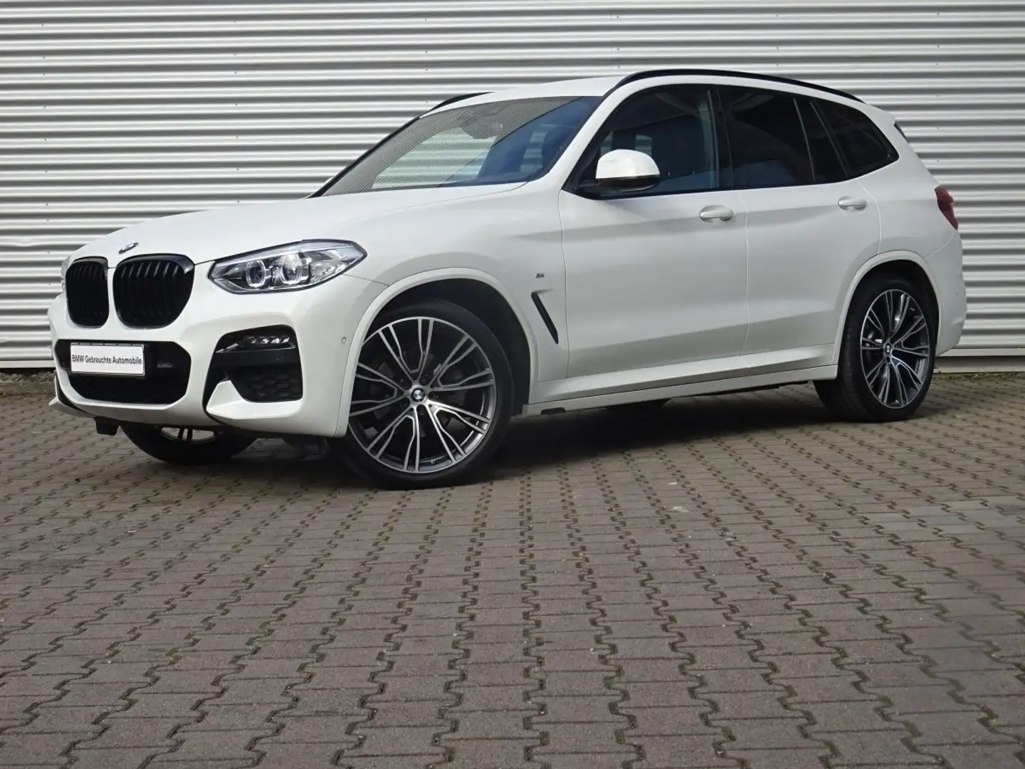 BMW X3 xDrive20d M Sport LivePro Drive/Parkassi HiFi Wit - 1