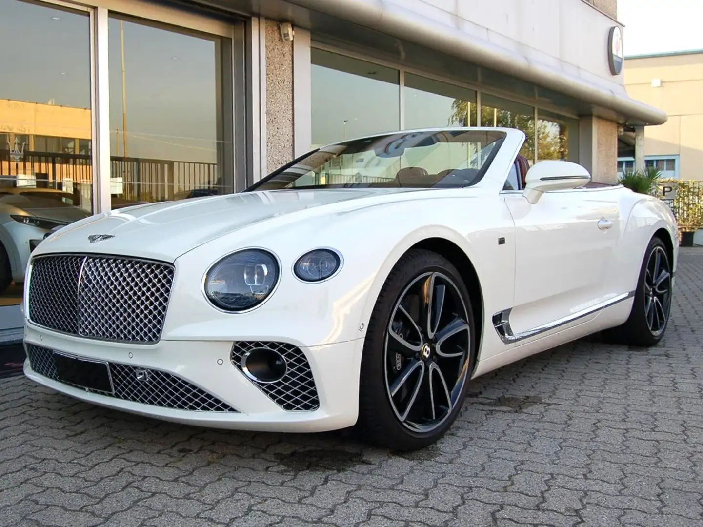 Bentley Continental GTC 6.0 W12 First Edition 635CV Wit - 1