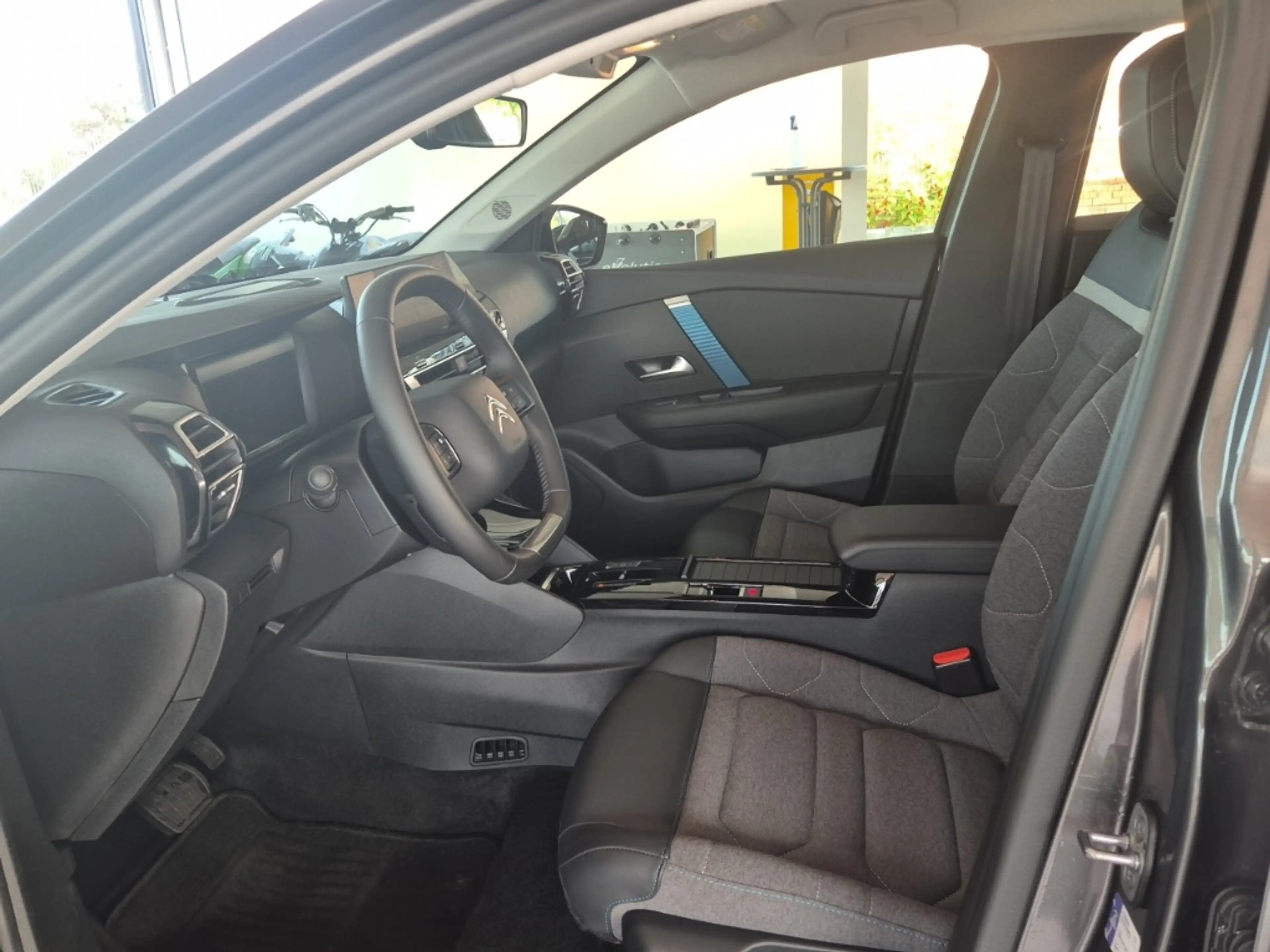 Citroen E-C4 Electric Feel Shz Navi Kamera Tempomat Spurhalteass — photo 13
