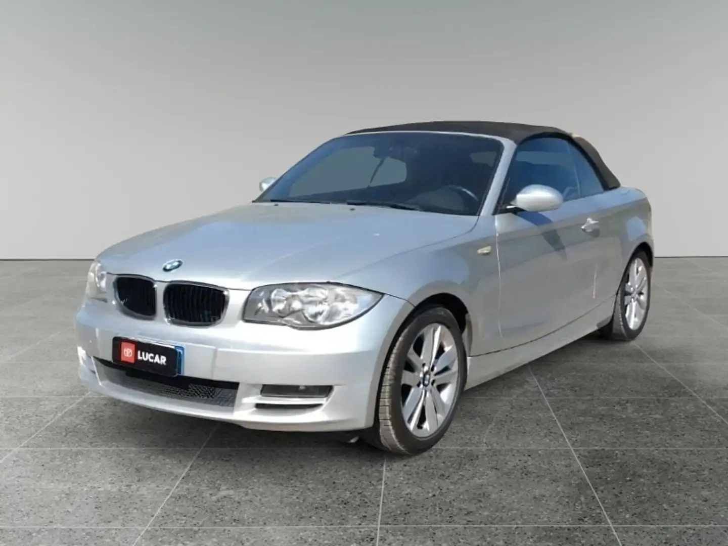 BMW 118 d Cabrio Attiva Argento - 1