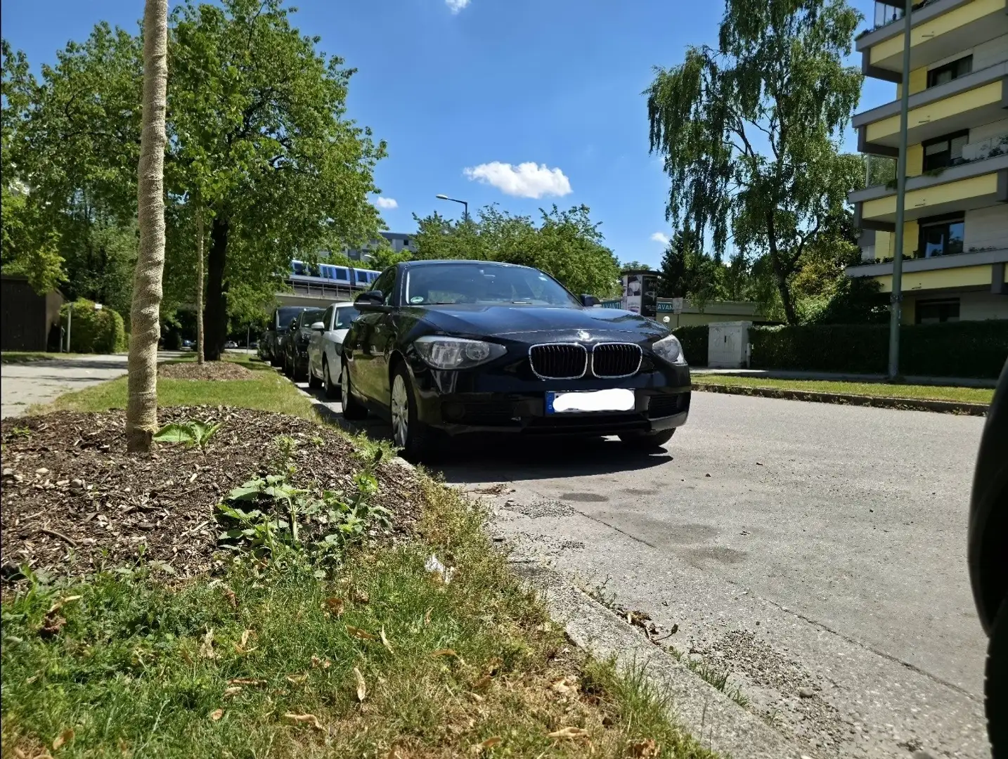 BMW 116 F20 - Navi LED Allwetterreifen Schwarz - 1