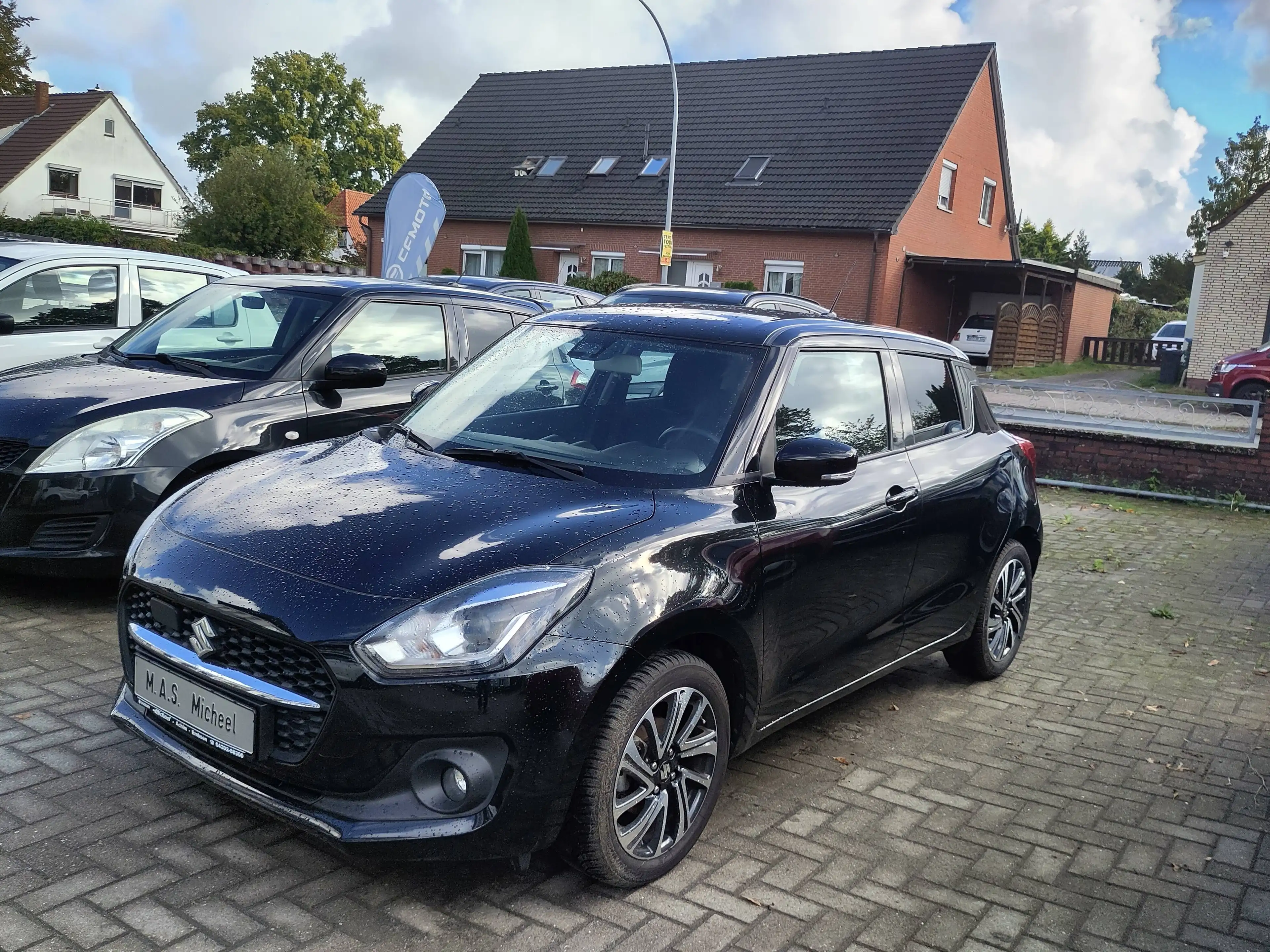 Suzuki Swift Swift 1.2 Dualjet Hybrid Comfort — photo 2
