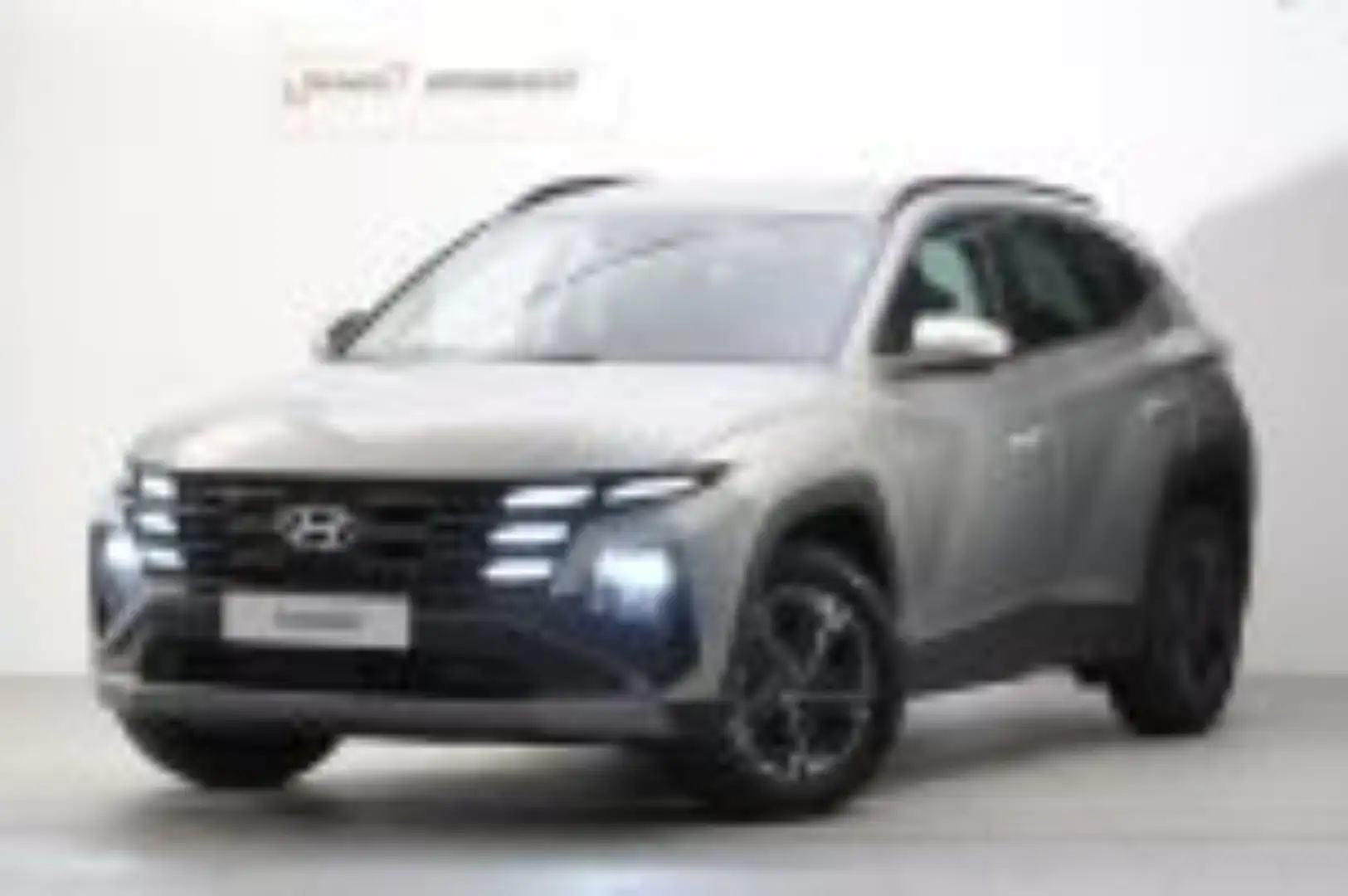 Hyundai TUCSON NX4 Jubile 1,6 T-GDi 2WD 48V Silber - 1
