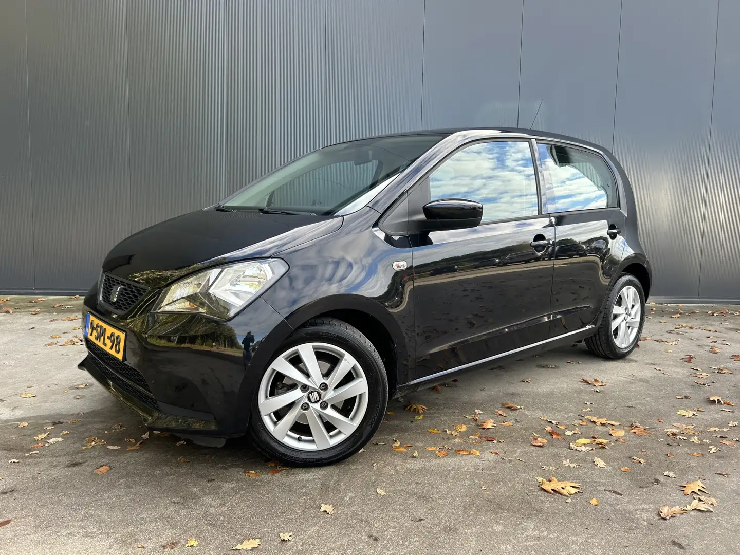 SEAT Mii 1.0 Style AIRCO ELEC PAKKET 5 DEURS Zwart - 1