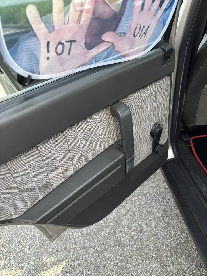 Alfa Romeo 75 1.8 ie, foto 4