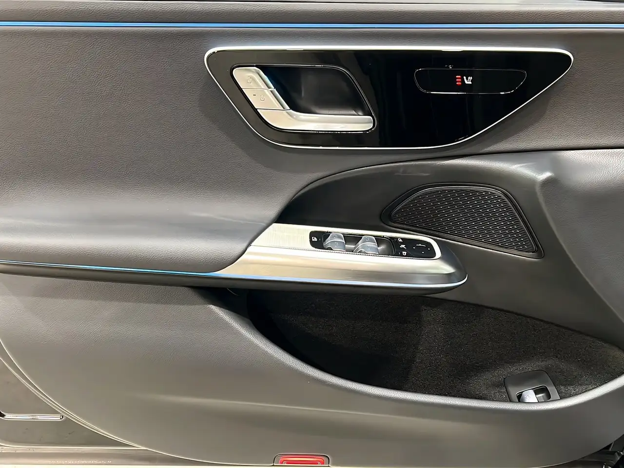 Mercedes-Benz E 220 d T AVANTGARDE+LED+Kamera+TotW+DAB+AHK 14