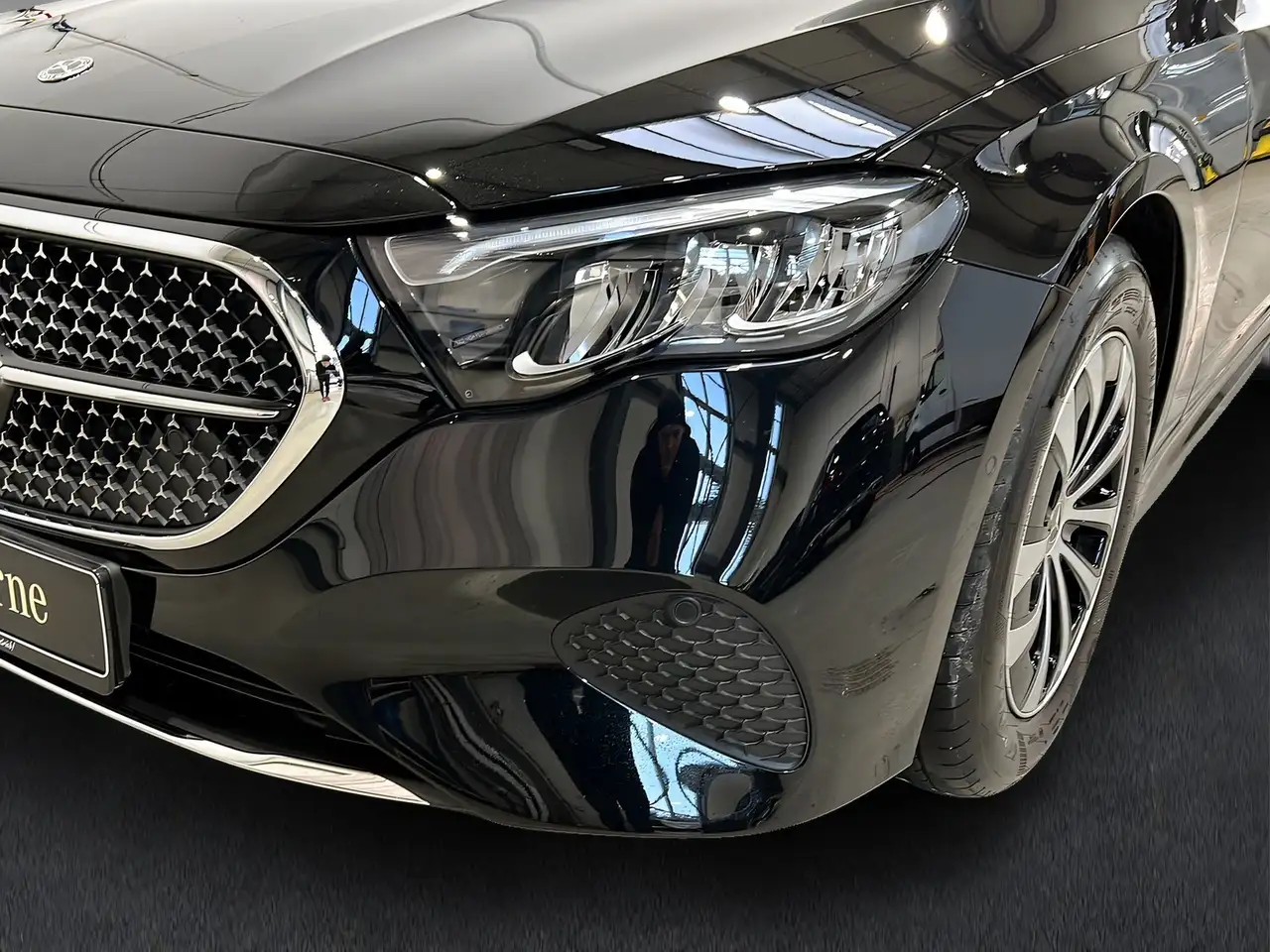 Mercedes-Benz E 220 d T AVANTGARDE+LED+Kamera+TotW+DAB+AHK 3