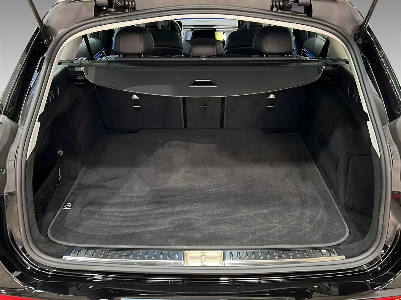 Mercedes-Benz E 220 d T AVANTGARDE+LED+Kamera+TotW+DAB+AHK 8