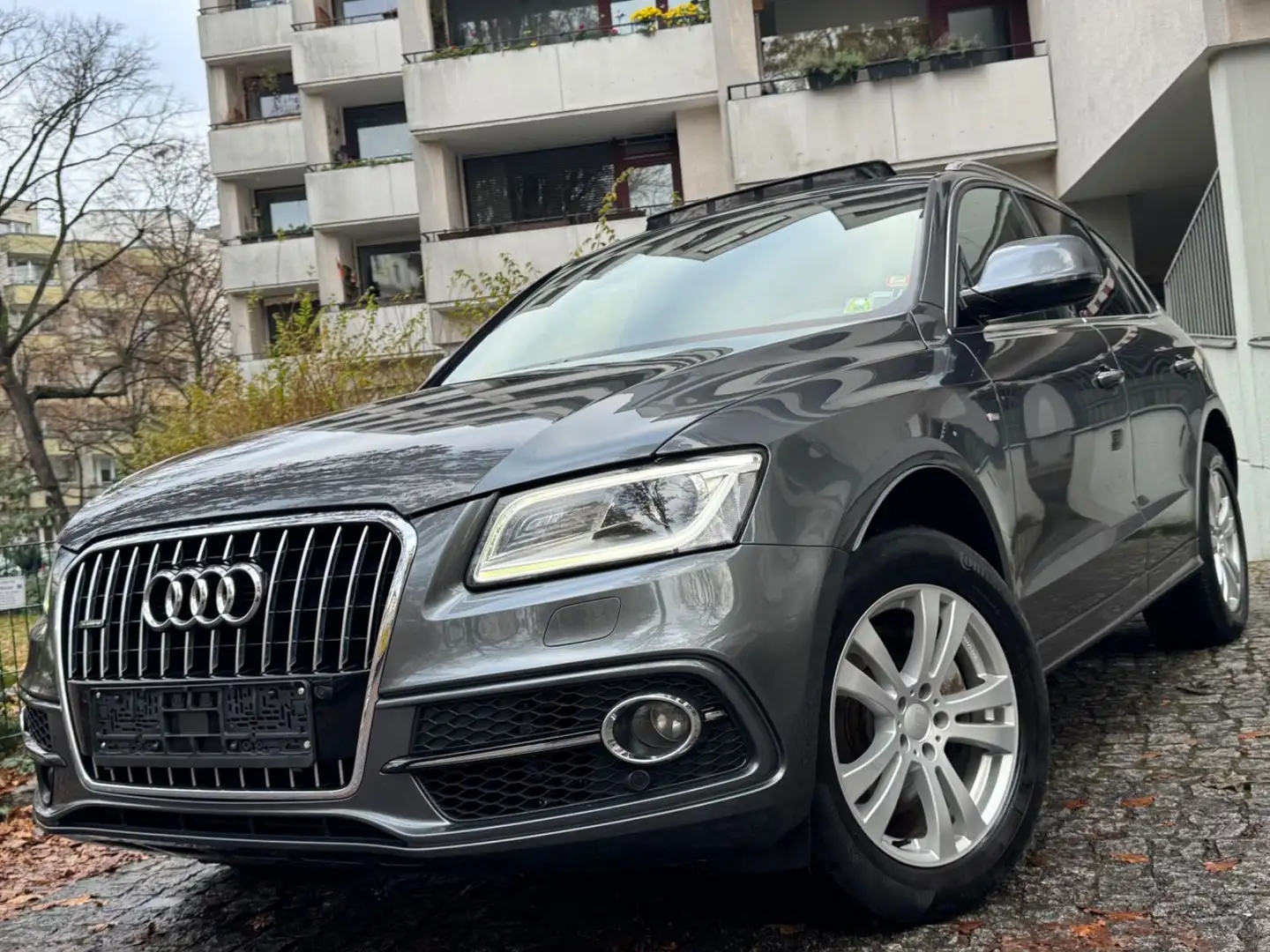 Audi Q5 3.0 TDI 190 kW quattro 3x S-Line/PANO/ACC/STH Grau - 2