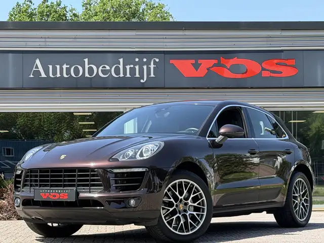 2015 Porsche Macan in Brown for sale