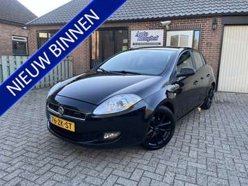 1.4 T-Jet Corporate Xenon 17" Nieuwe A.P.K