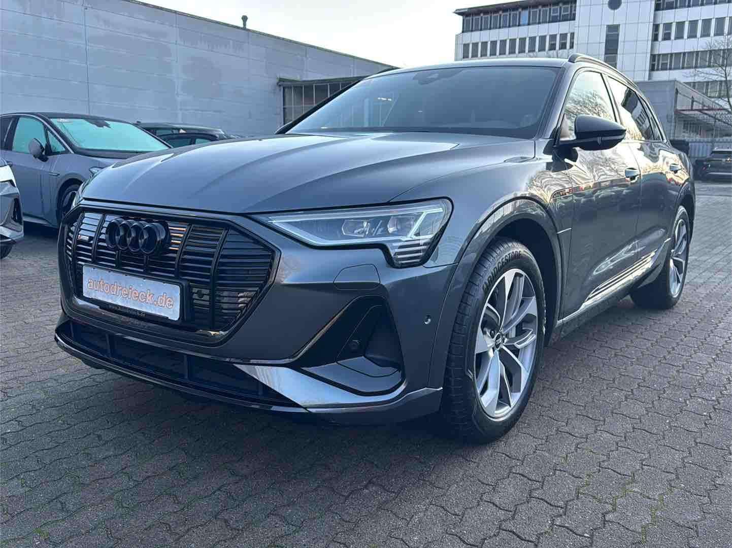 Second hand Audi E-Tron 