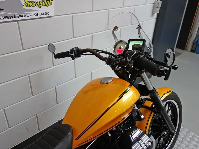 Moto Guzzi V 9 - foto 5