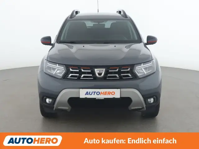Dacia Duster view 9